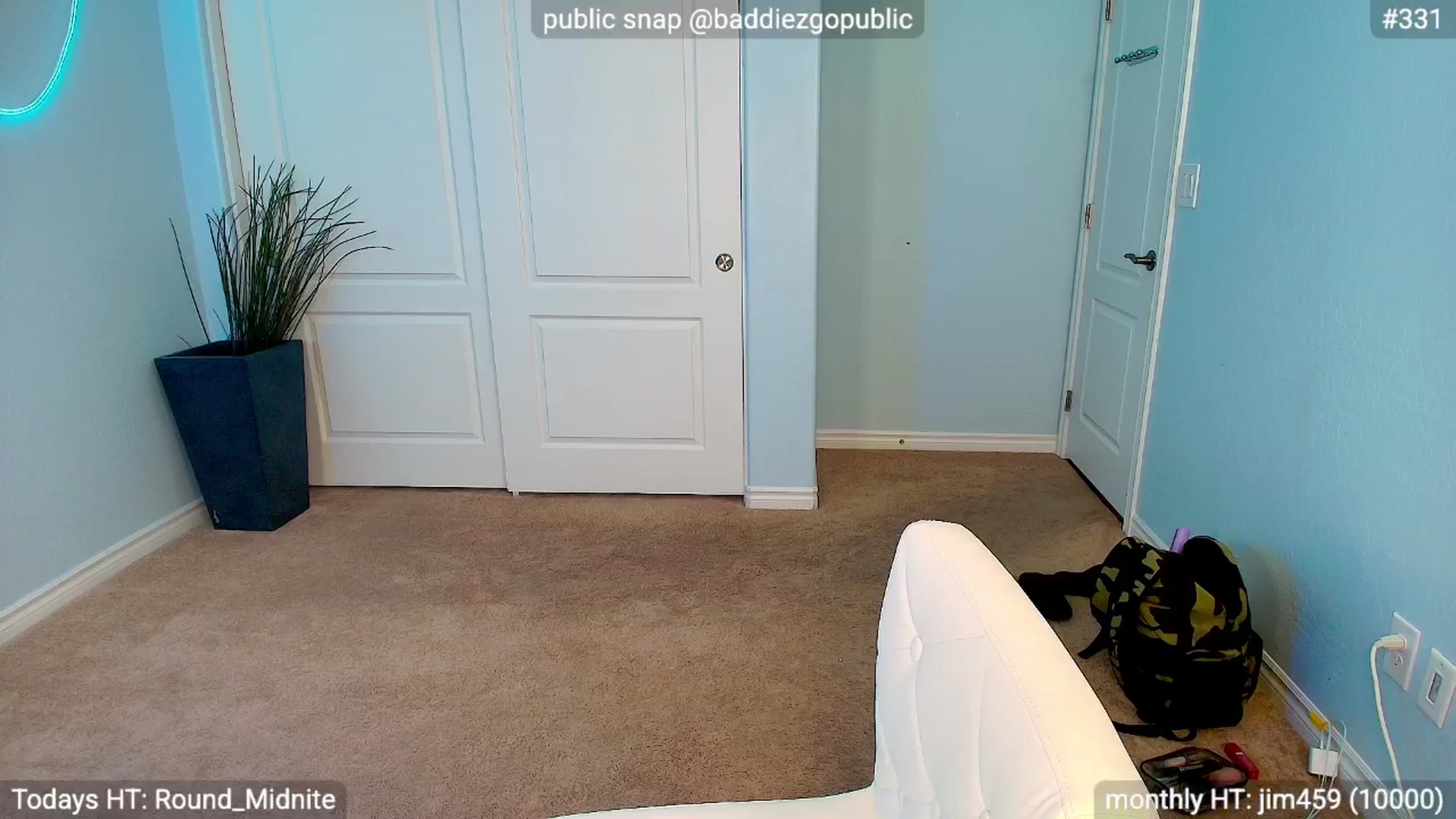 Gallery image thumbnail from DJ_ZYA's myfreecams stream on, 04/30/2025, 03:23 image 14 of 20