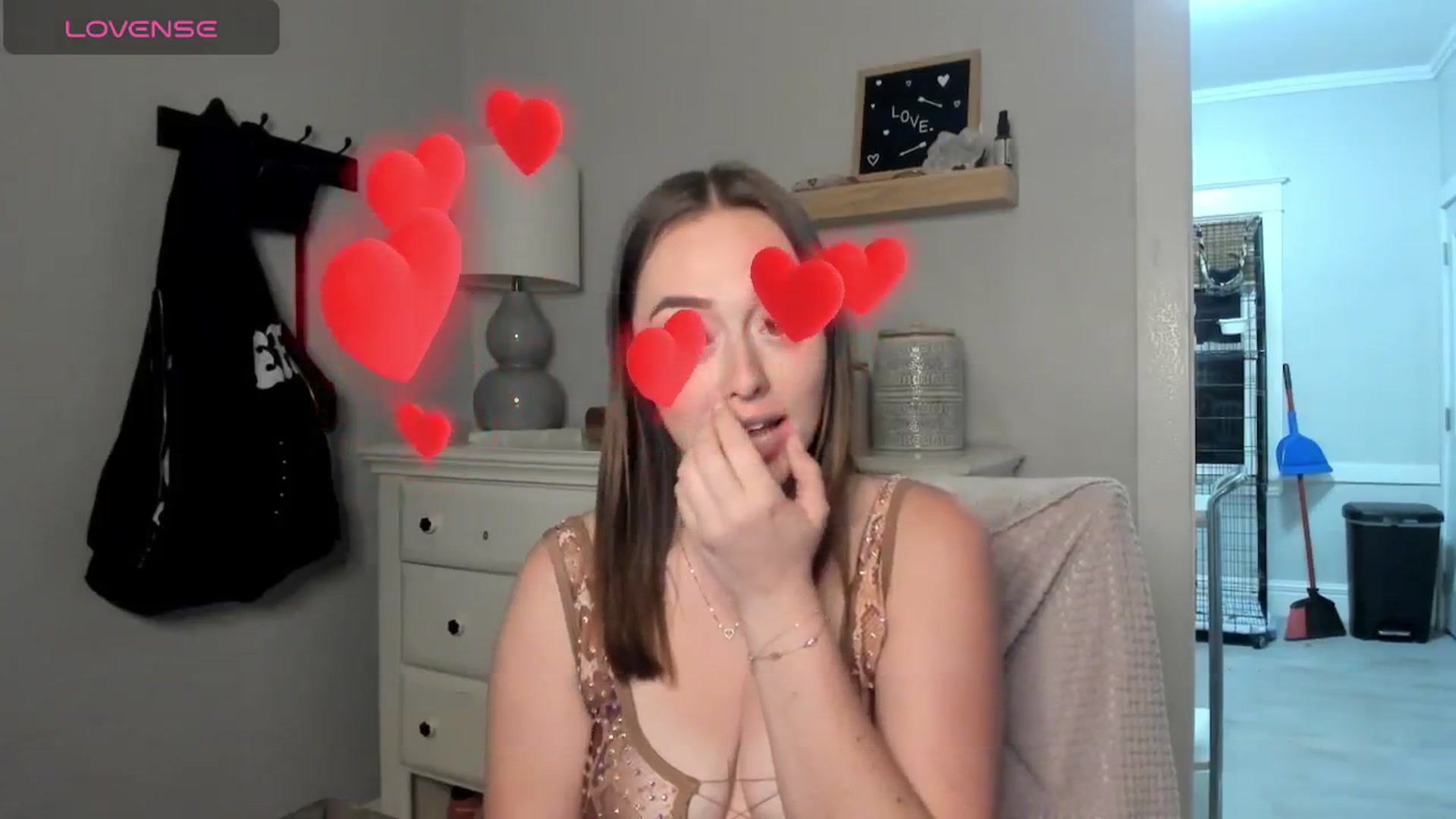Gallery image thumbnail from DJ_ZYA's myfreecams stream on, 05/27/2025, 04:55 image 12 of 20