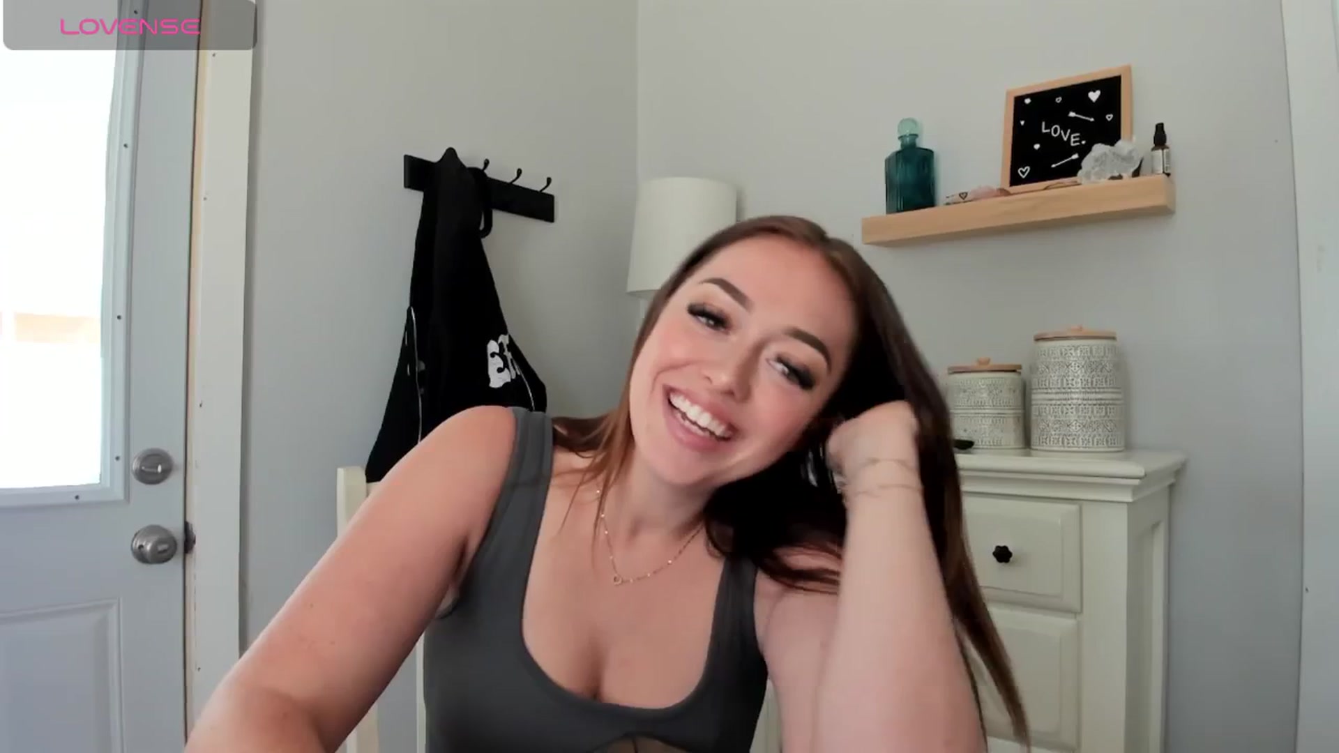 Gallery image thumbnail from DJ_ZYA's myfreecams stream on, 05/27/2025, 22:09 image 13 of 20
