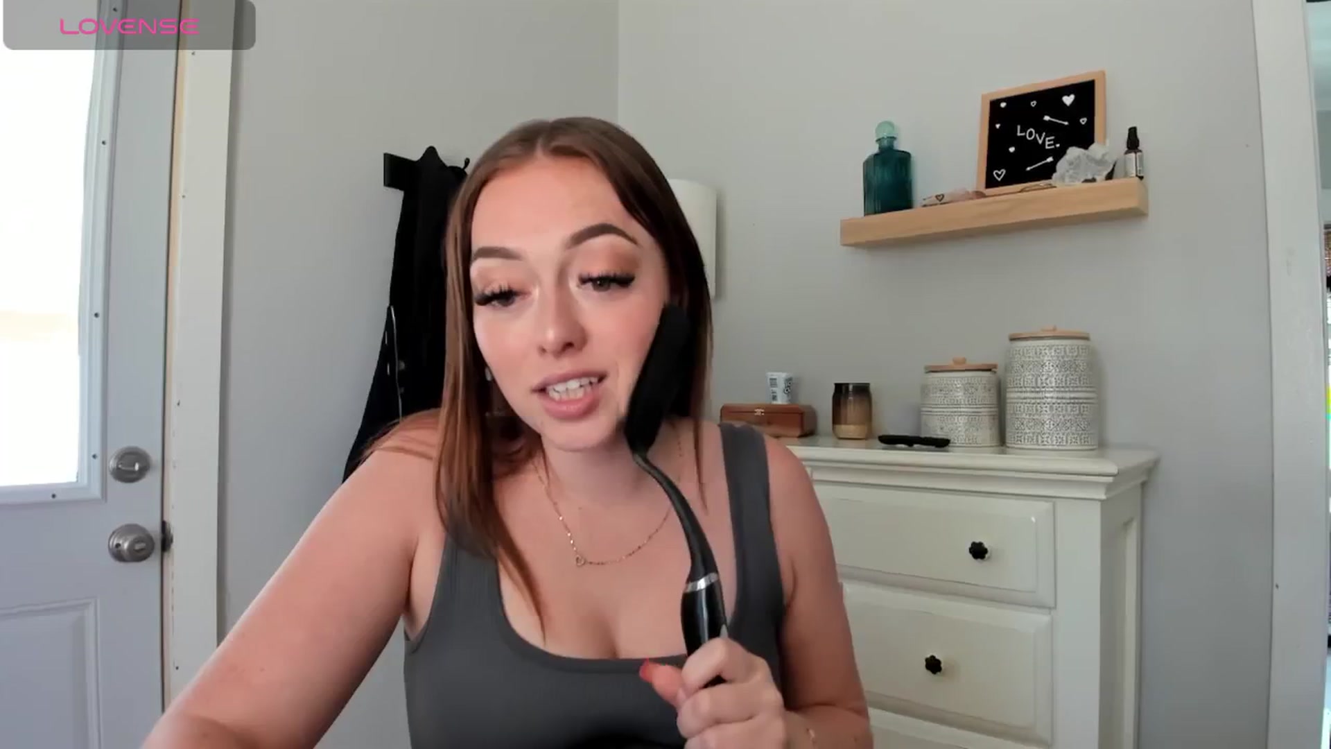 Gallery image thumbnail from DJ_ZYA's myfreecams stream on, 05/27/2025, 22:09 image 10 of 20