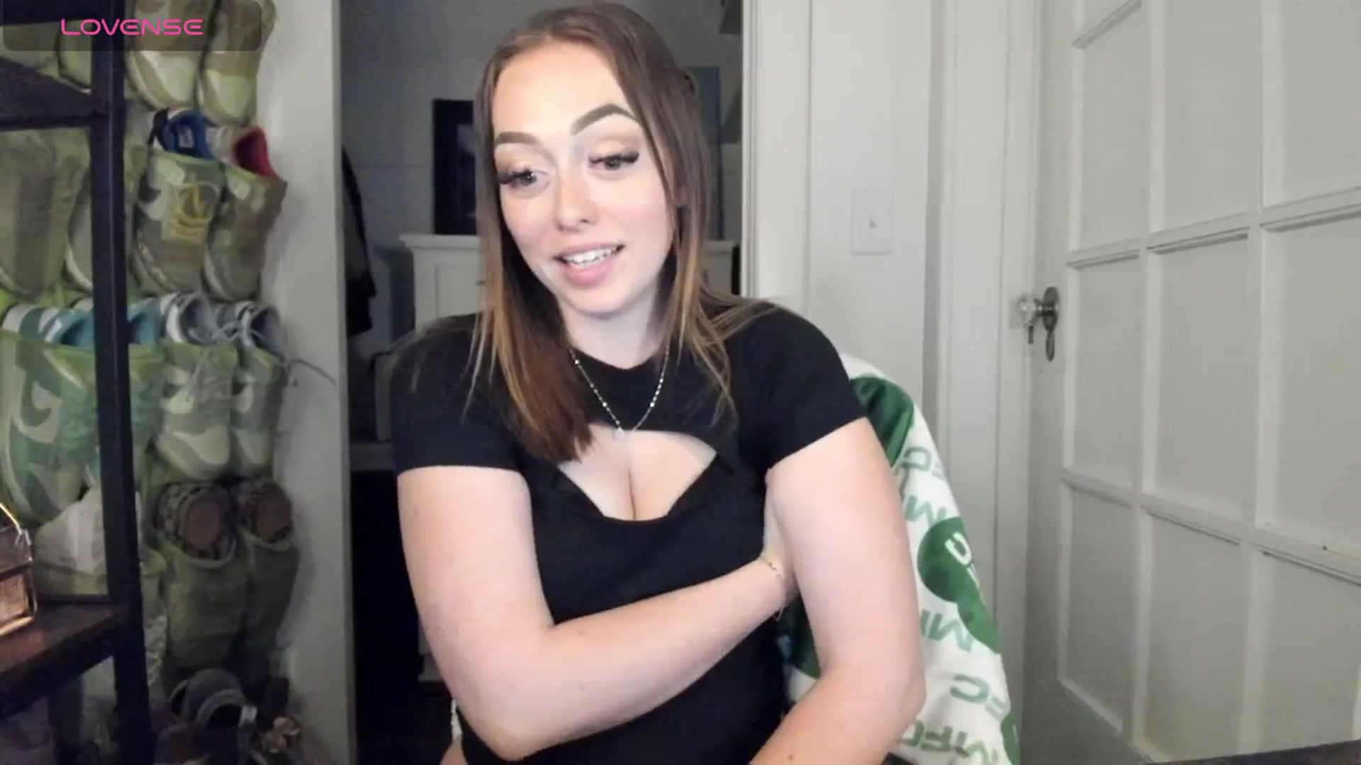 Gallery image thumbnail from DJ_ZYA's myfreecams stream on, 06/06/2025, 06:03 image 14 of 20