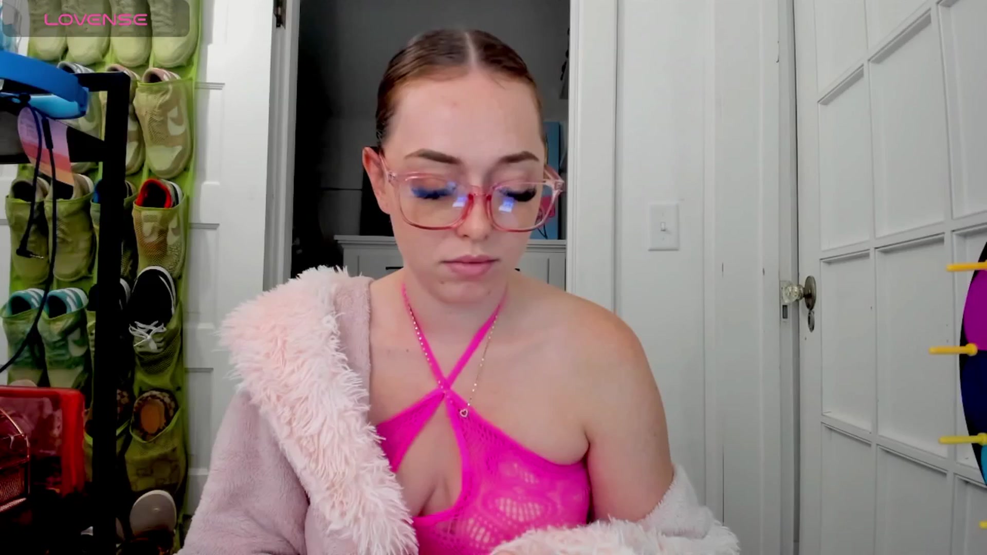 Gallery image thumbnail from DJ_ZYA's myfreecams stream on, 08/26/2025, 04:34 image 19 of 20