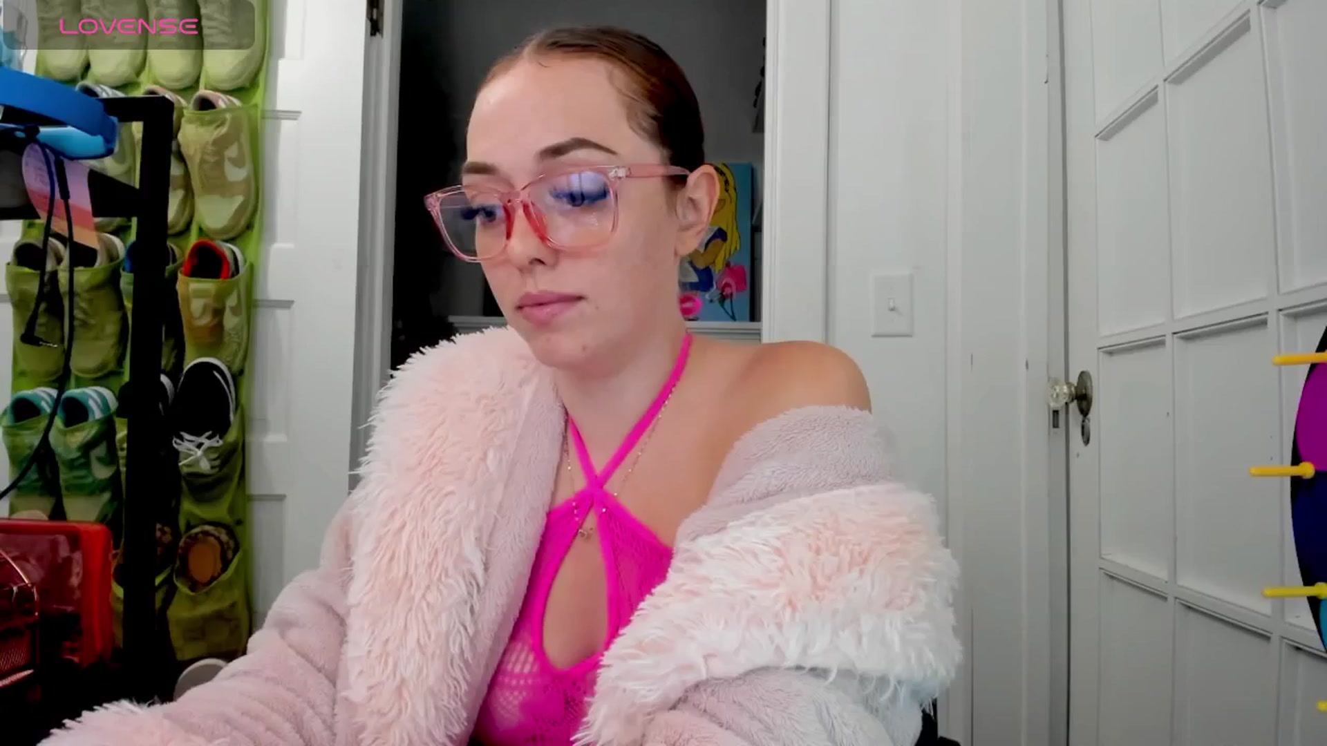 Gallery image thumbnail from DJ_ZYA's myfreecams stream on, 08/26/2025, 04:34 image 3 of 20