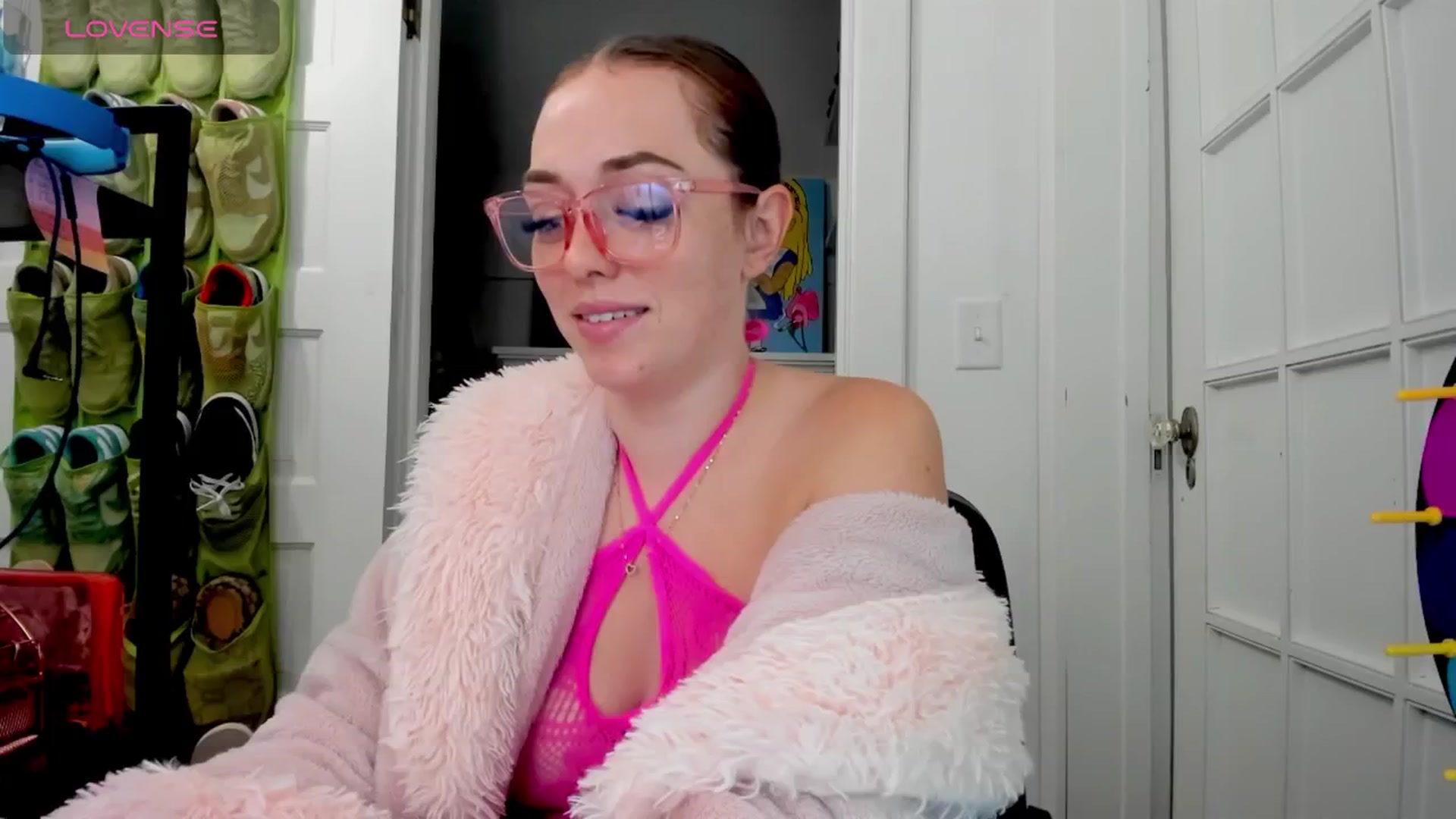 Gallery image thumbnail from DJ_ZYA's myfreecams stream on, 08/26/2025, 04:34 image 5 of 20