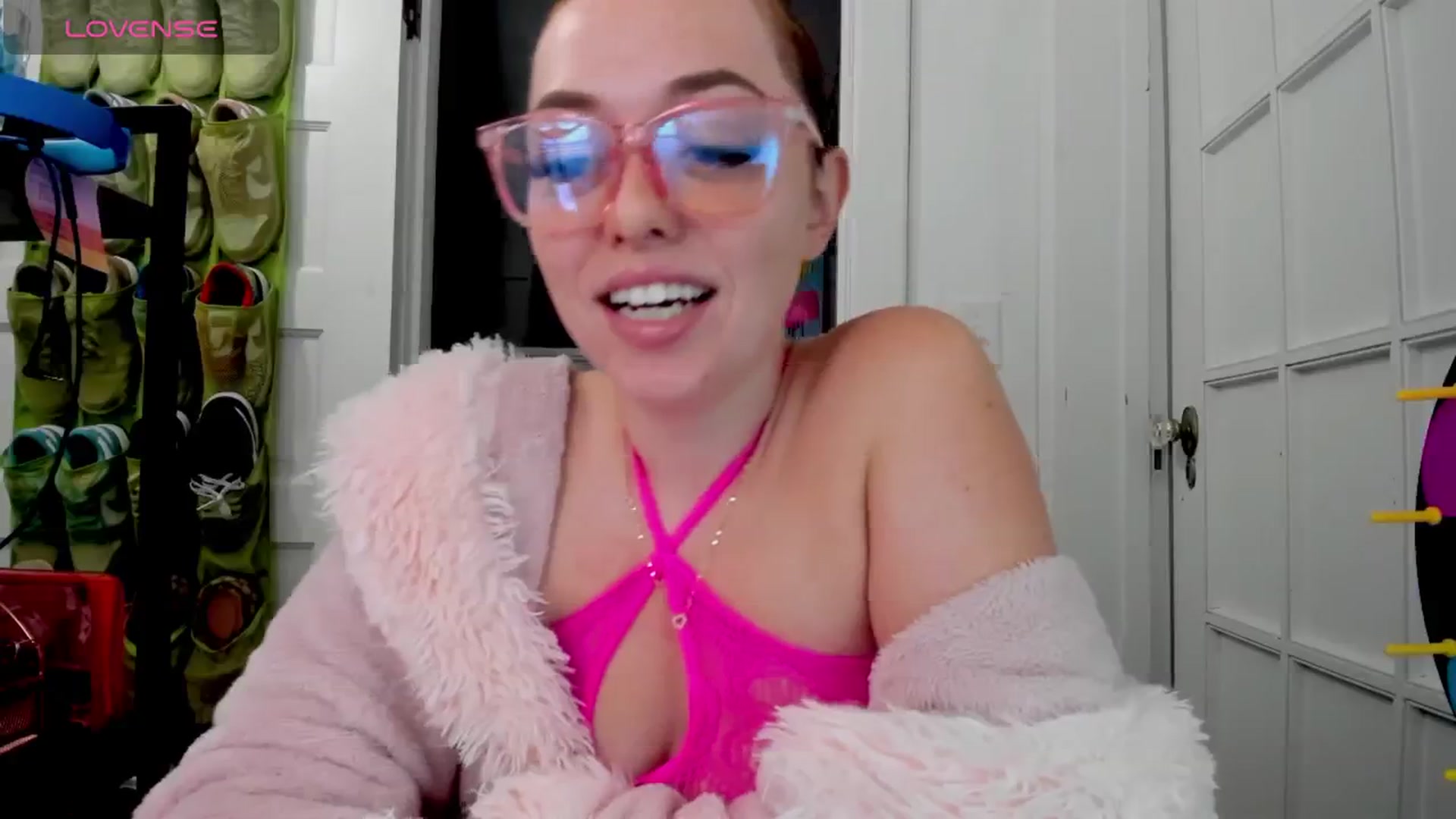 Gallery image thumbnail from DJ_ZYA's myfreecams stream on, 08/26/2025, 04:34 image 12 of 20