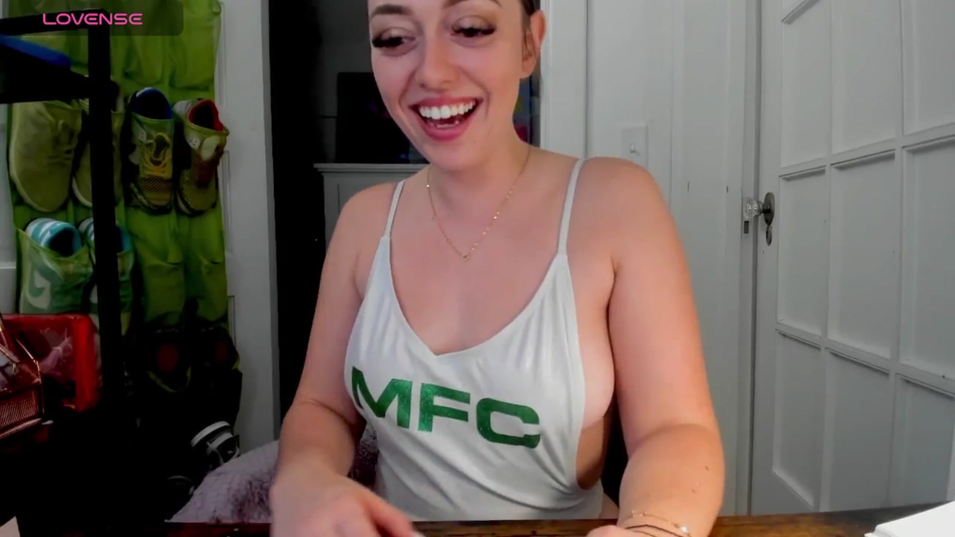 Gallery image thumbnail from DJ_ZYA's myfreecams stream on, 09/19/2025, 06:06 image 16 of 20