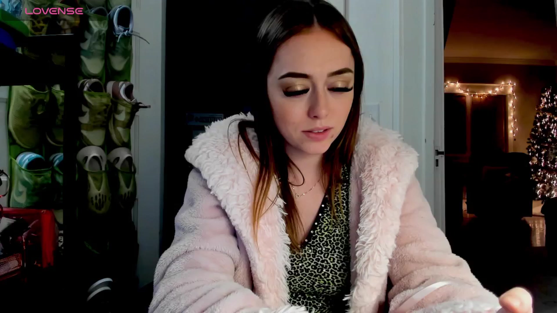 Gallery image thumbnail from DJ_ZYA's myfreecams stream on, 12/02/2025, 06:36 image 19 of 20