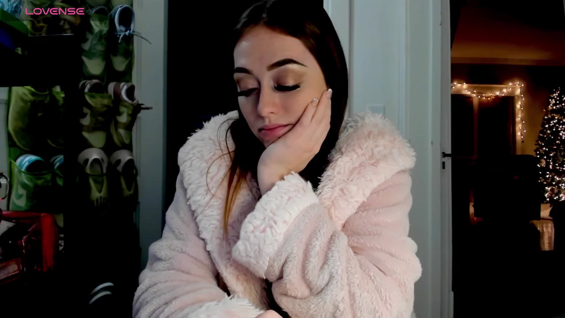 Gallery image thumbnail from DJ_ZYA's myfreecams stream on, 12/02/2025, 06:36 image 13 of 20