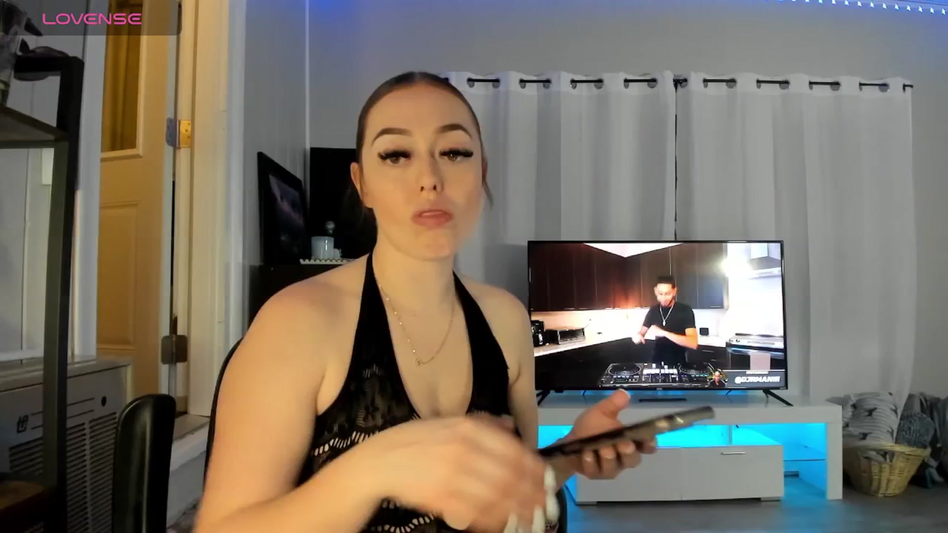 Gallery image thumbnail from DJ_ZYA's myfreecams stream on, 01/13/2026, 05:24 image 2 of 20