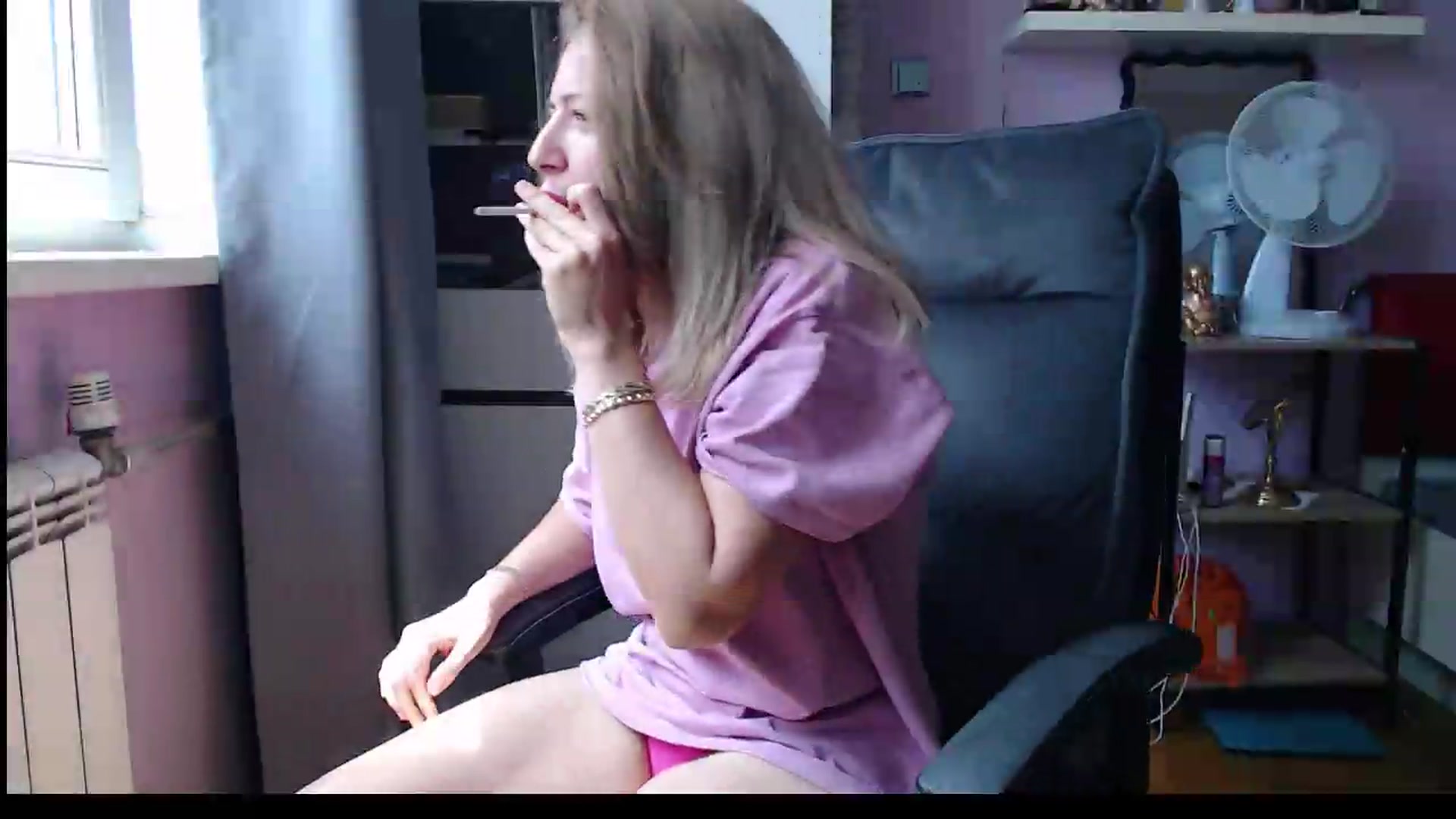Gallery image thumbnail from DOWN_STAR's myfreecams stream on, 07/24/2026, 10:40 image 16 of 20