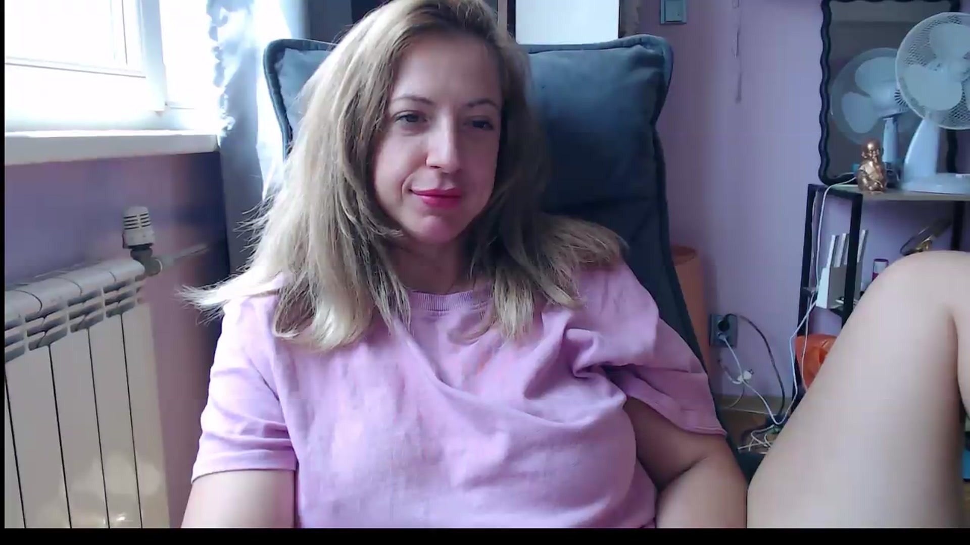 Gallery image thumbnail from DOWN_STAR's myfreecams stream on, 07/24/2026, 10:40 image 10 of 20