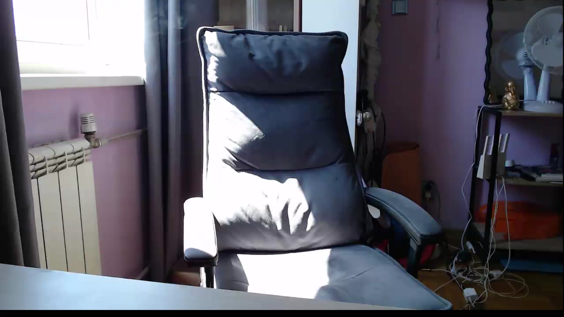 Gallery image thumbnail from DOWN_STAR's myfreecams stream on, 08/17/2026, 11:02 image 18 of 20