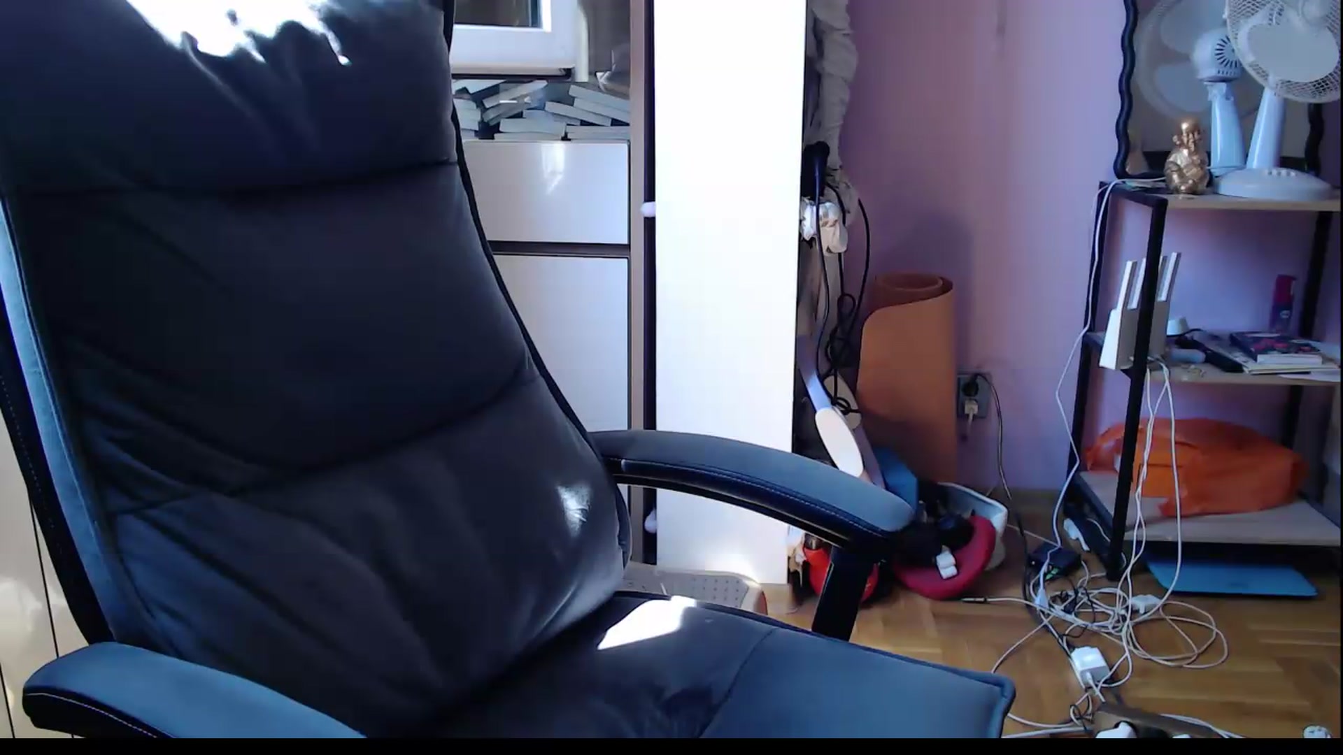 Gallery image thumbnail from DOWN_STAR's myfreecams stream on, 08/17/2026, 11:02 image 10 of 20