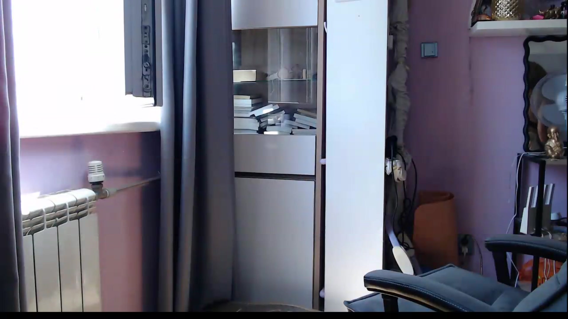 Gallery image thumbnail from DOWN_STAR's myfreecams stream on, 08/17/2026, 11:02 image 4 of 20