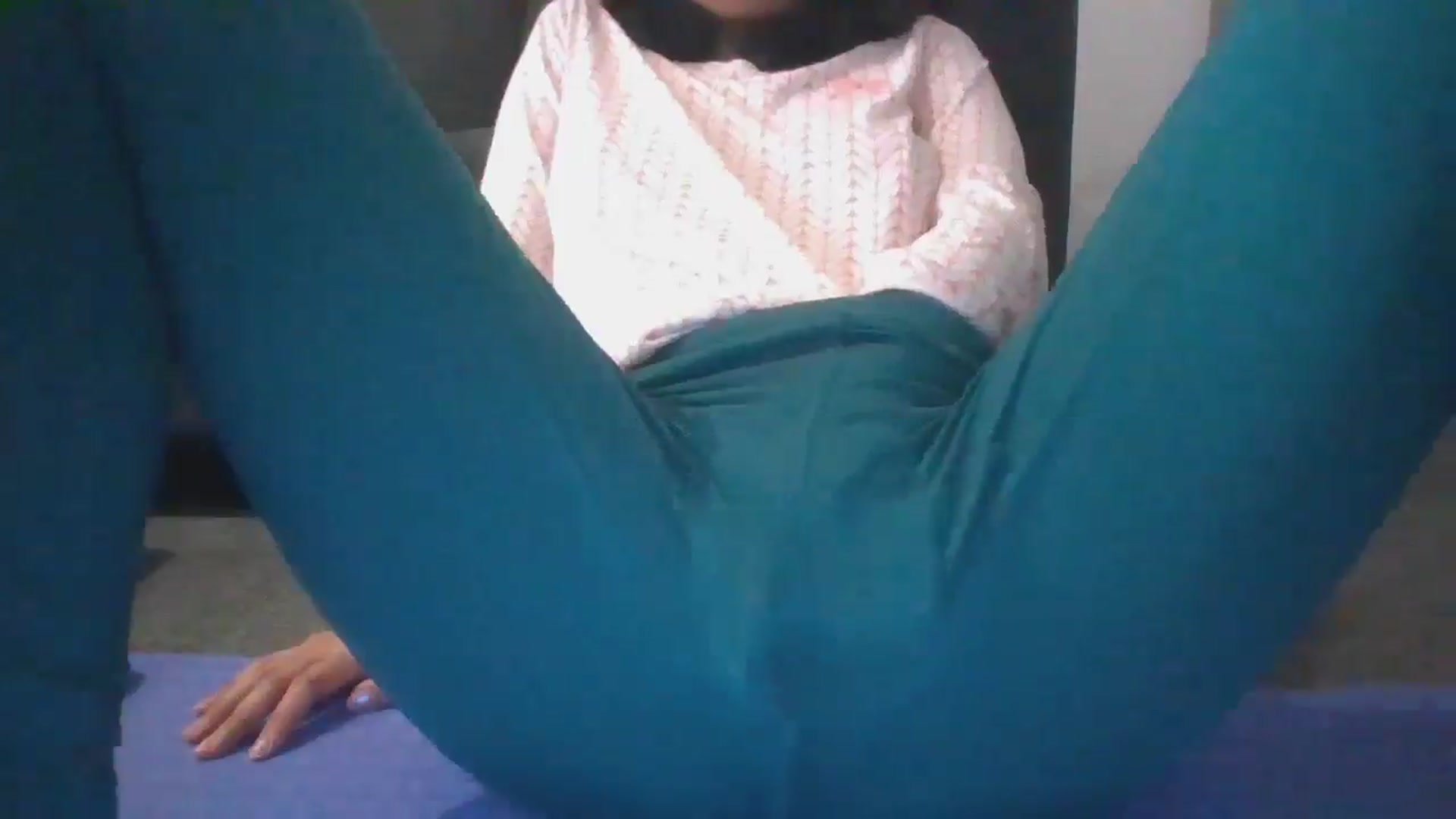 Gallery image thumbnail from DUTTYGYALLLLL's myfreecams stream on, 08/05/2024, 19:28 image 7 of 20