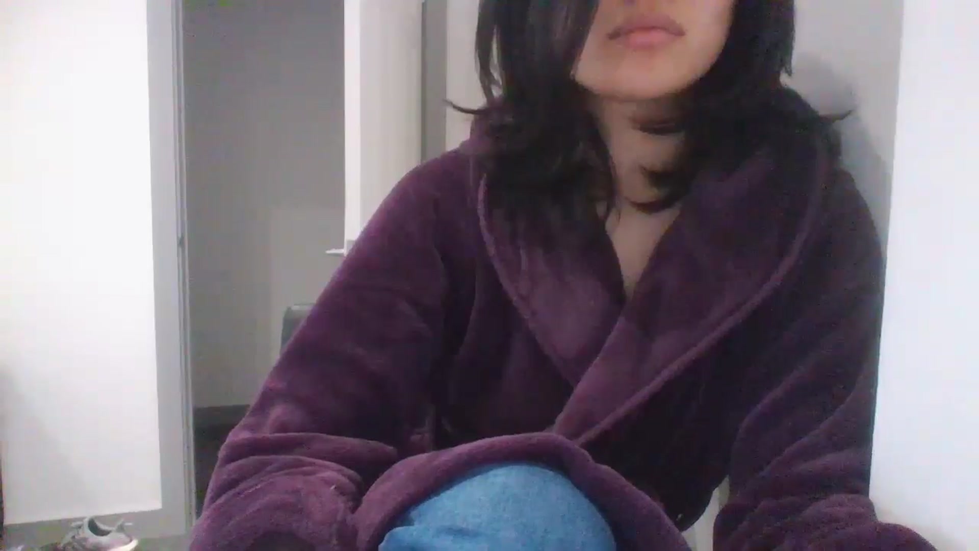 Gallery image thumbnail from DUTTYGYALLLLL's myfreecams stream on, 08/07/2024, 13:26 image 11 of 20