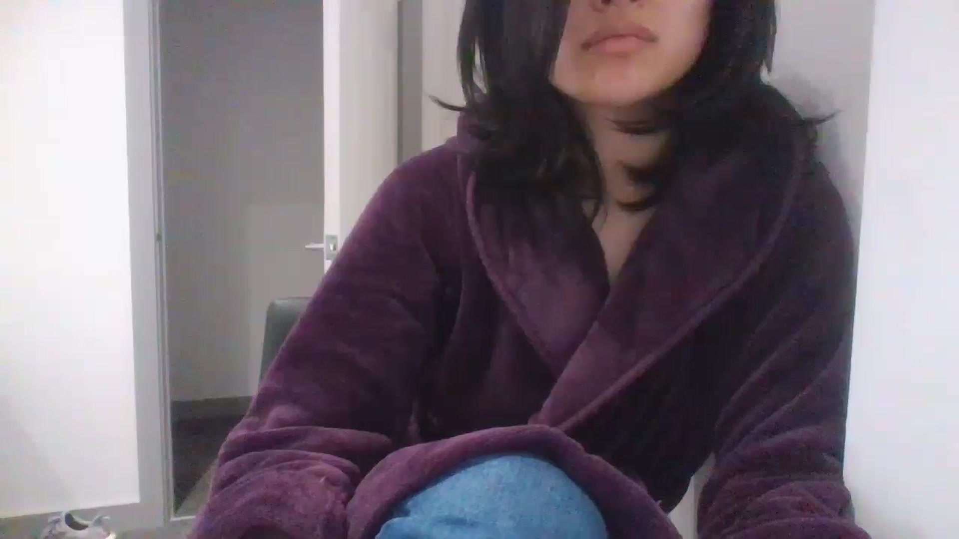 Gallery image thumbnail from DUTTYGYALLLLL's myfreecams stream on, 08/07/2024, 13:26 image 12 of 20