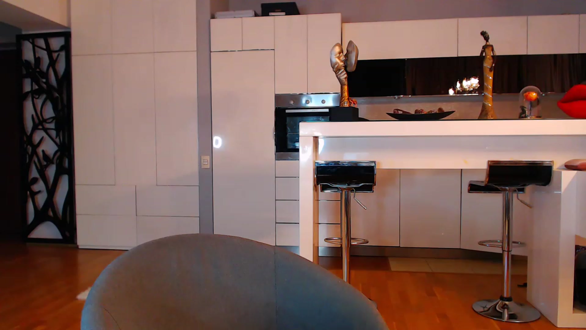 Gallery image thumbnail from D_y_y's myfreecams stream on, 12/03/2022, 03:56 image 18 of 20