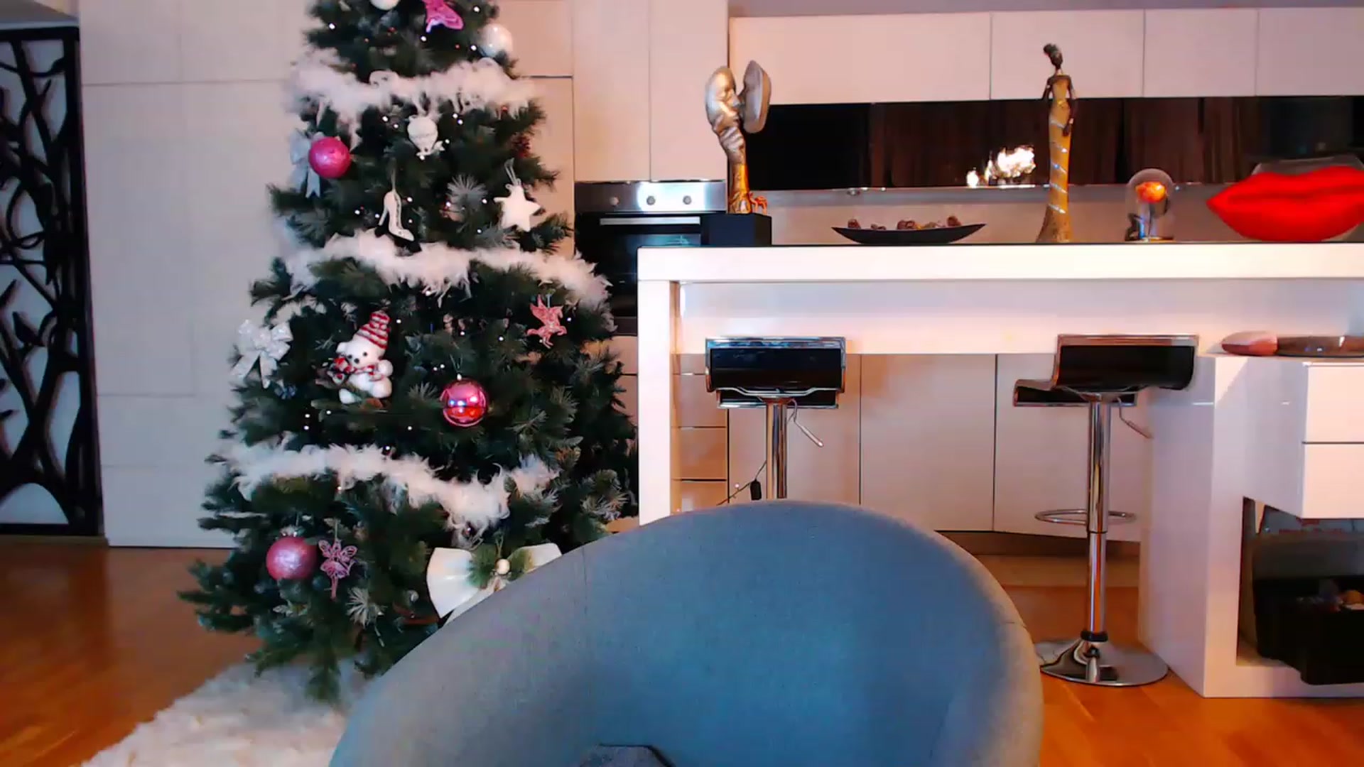 Gallery image thumbnail from D_y_y's myfreecams stream on, 12/12/2022, 05:29 image 3 of 20