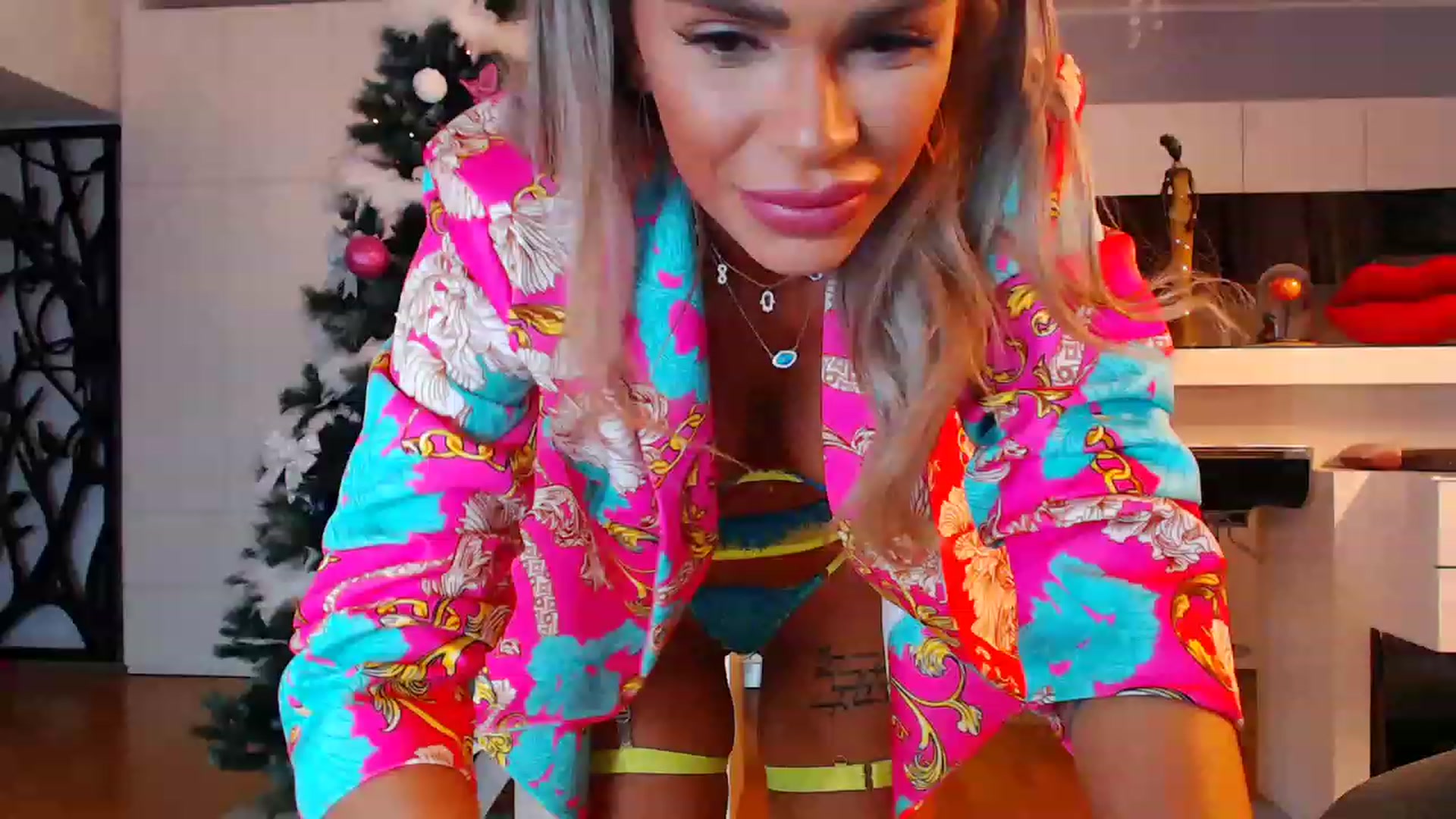 Gallery image thumbnail from D_y_y's myfreecams stream on, 12/15/2022, 01:58 image 11 of 20