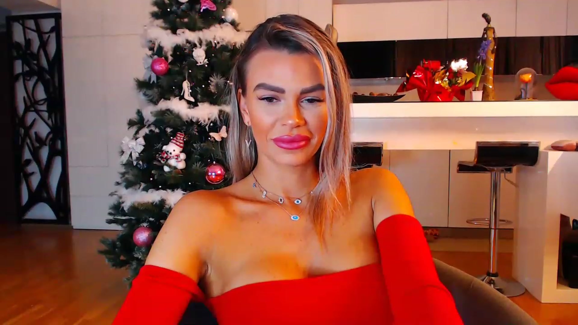 Gallery image thumbnail from D_y_y's myfreecams stream on, 12/20/2022, 02:59 image 18 of 20