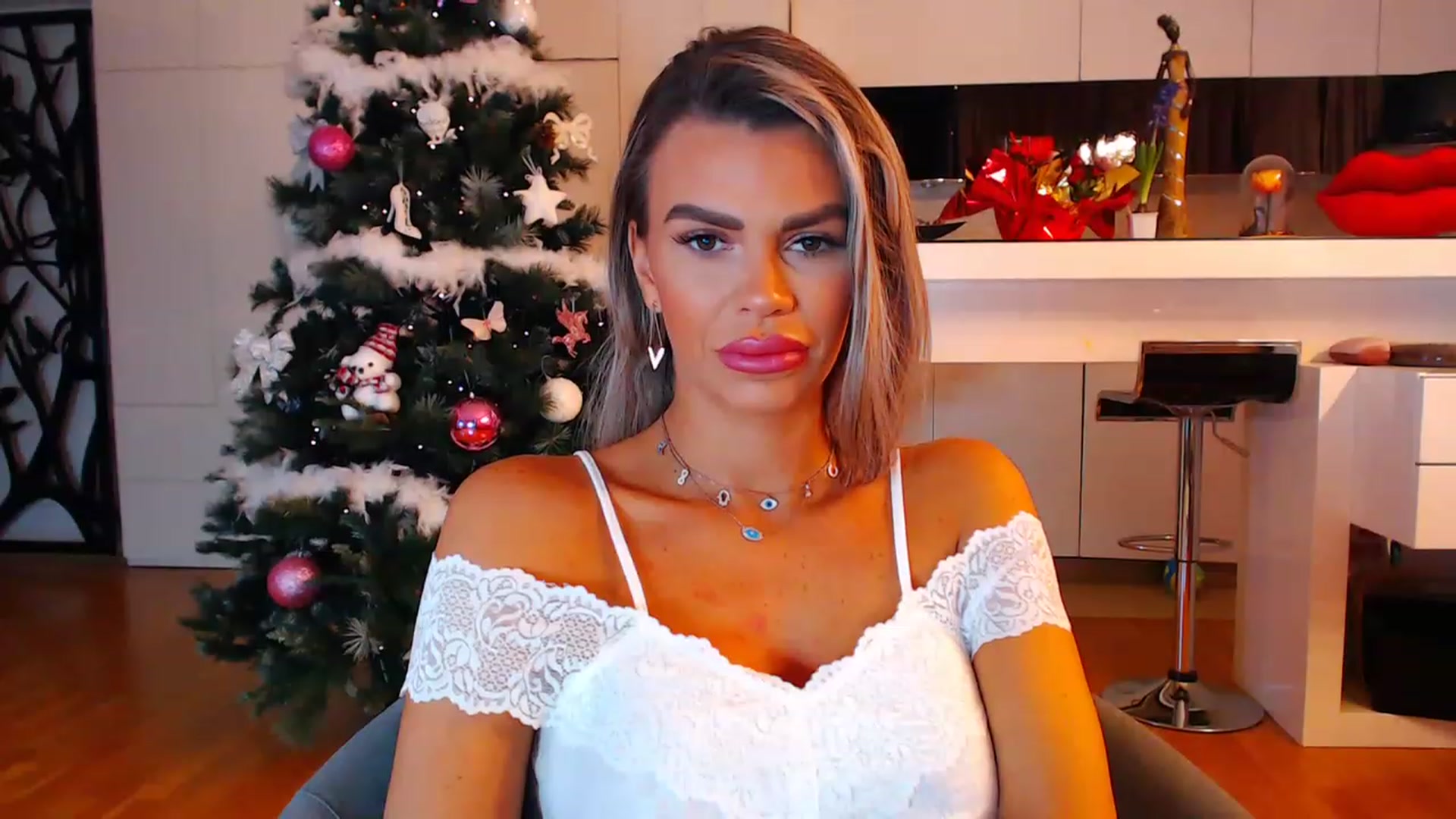Gallery image thumbnail from D_y_y's myfreecams stream on, 12/21/2022, 03:31 image 20 of 20
