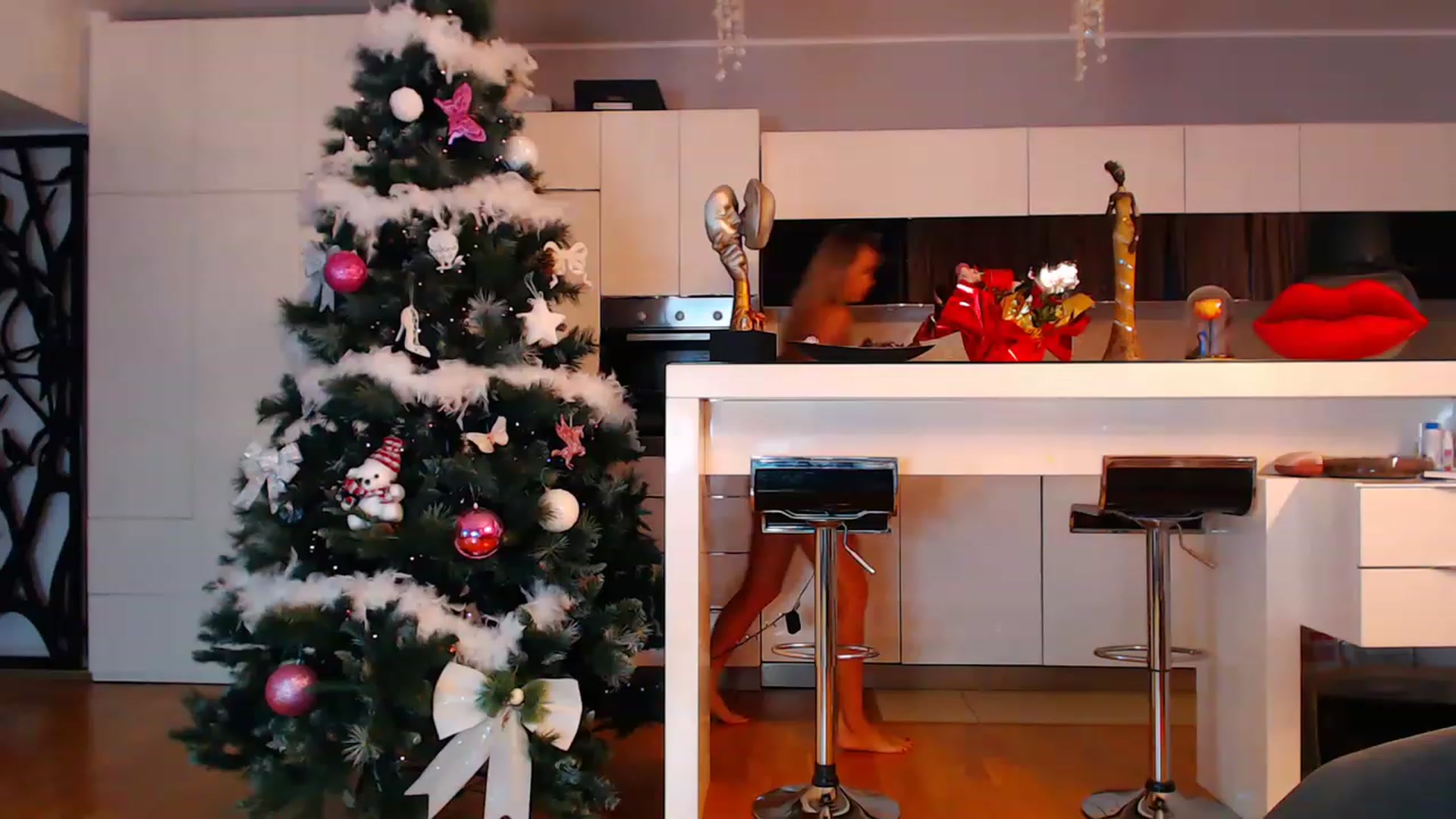 Gallery image thumbnail from D_y_y's myfreecams stream on, 12/24/2022, 06:31 image 10 of 20