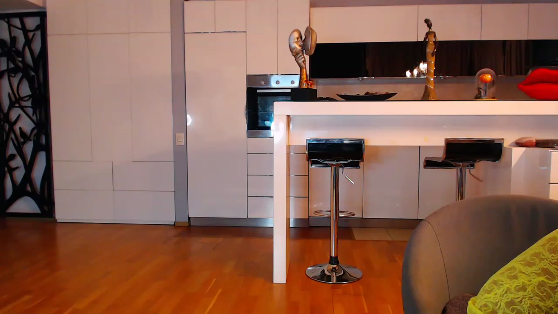 Gallery image thumbnail from D_y_y's myfreecams stream on, 12/30/2022, 02:46 image 19 of 20