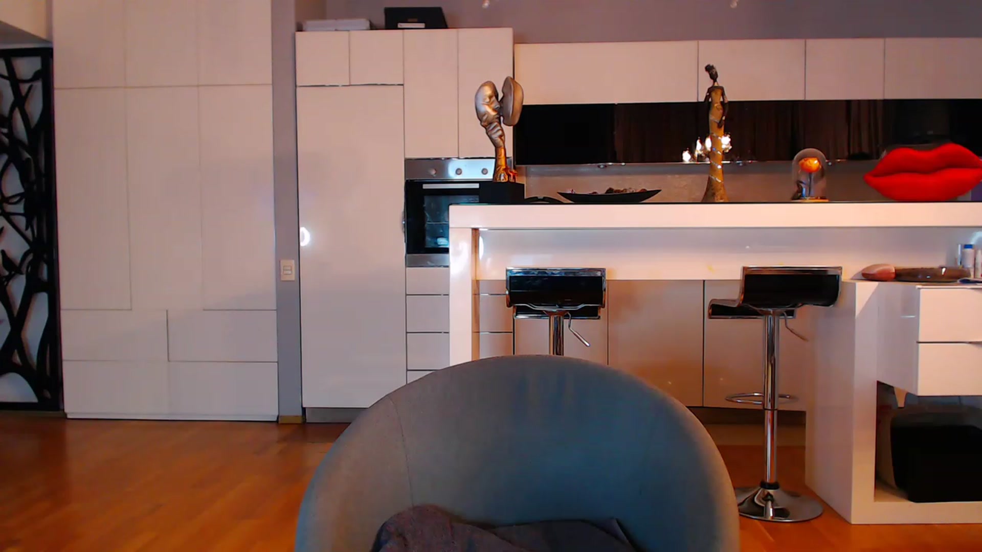 Gallery image thumbnail from D_y_y's myfreecams stream on, 12/30/2022, 05:14 image 14 of 20
