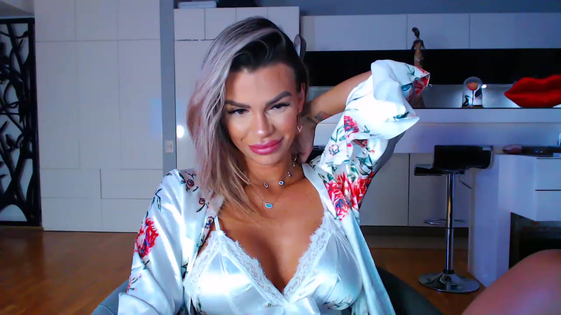 Gallery image thumbnail from D_y_y's myfreecams stream on, 01/05/2023, 02:37 image 14 of 20