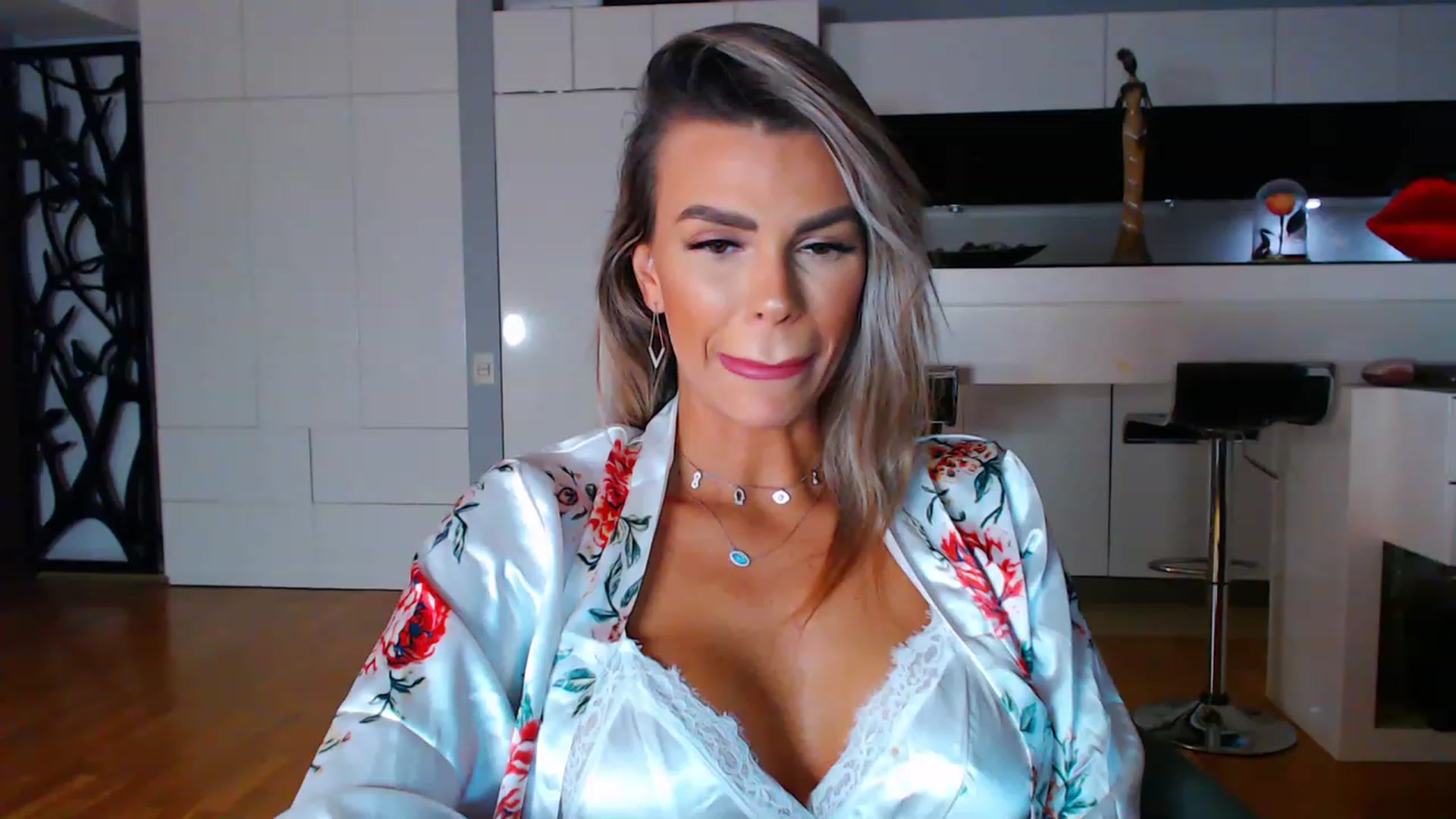 Gallery image thumbnail from D_y_y's myfreecams stream on, 01/05/2023, 03:28 image 14 of 20