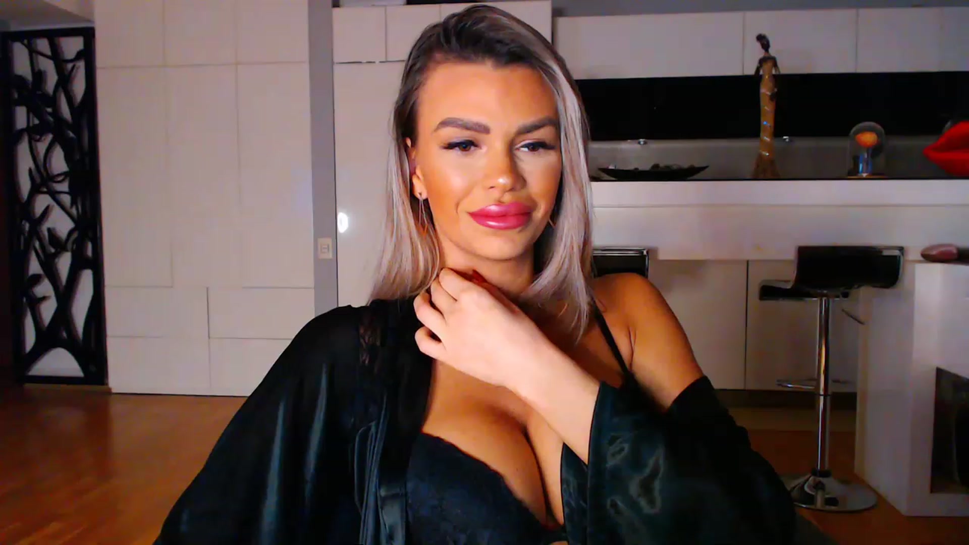 Gallery image thumbnail from D_y_y's myfreecams stream on, 01/09/2023, 03:04 image 19 of 20
