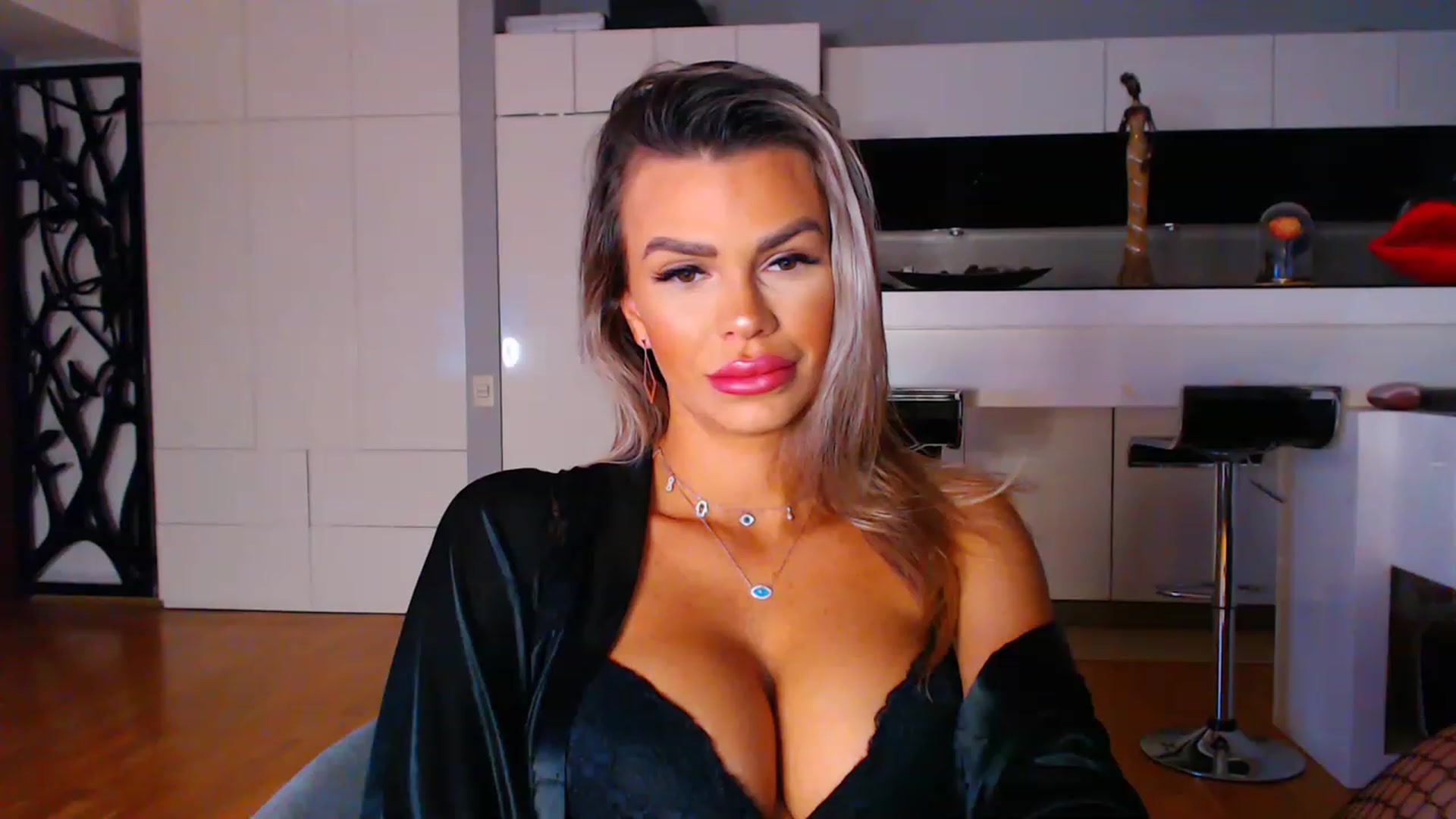 Gallery image thumbnail from D_y_y's myfreecams stream on, 01/09/2023, 04:54 image 11 of 20