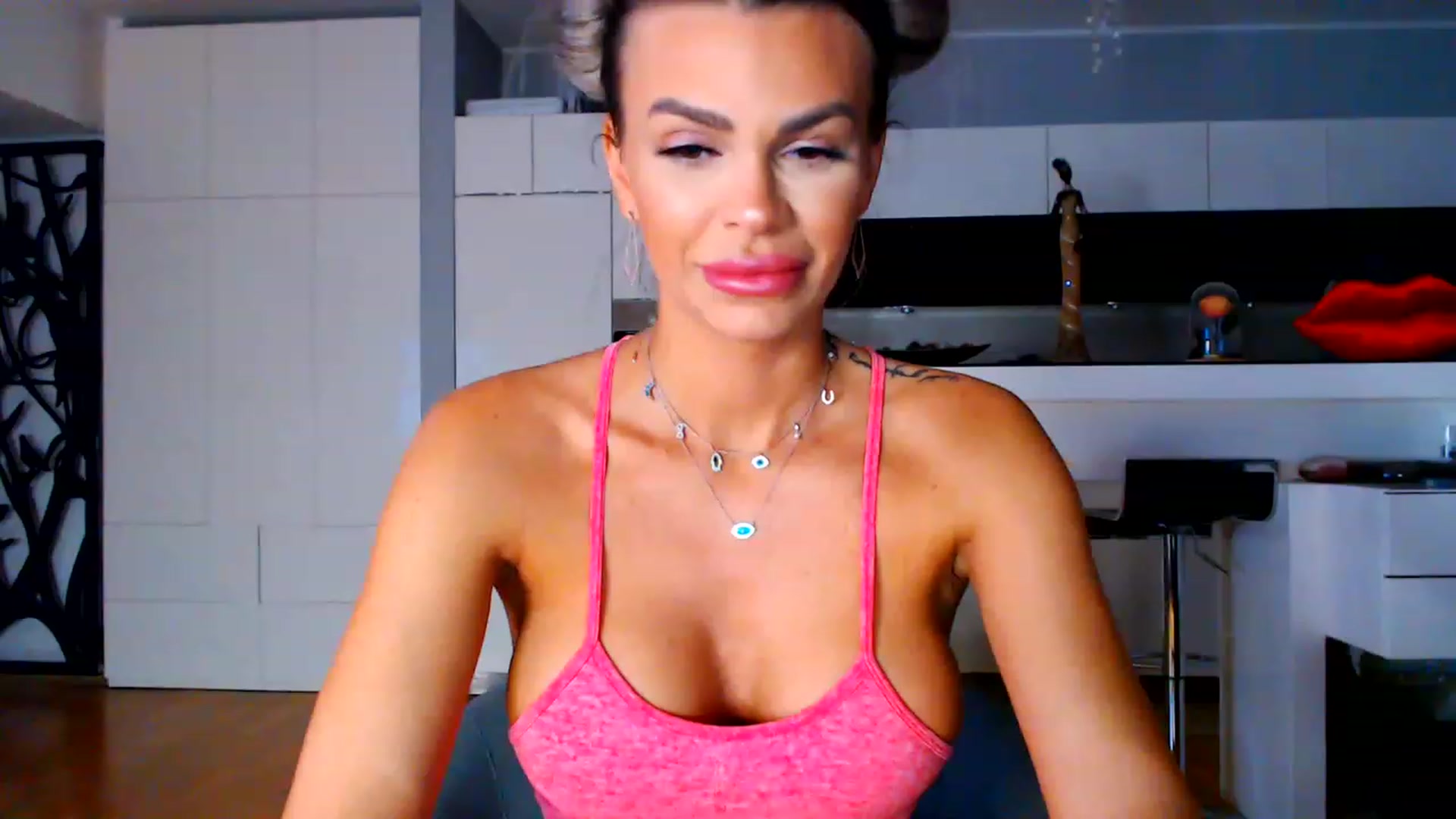 Gallery image thumbnail from D_y_y's myfreecams stream on, 01/15/2023, 05:02 image 14 of 20