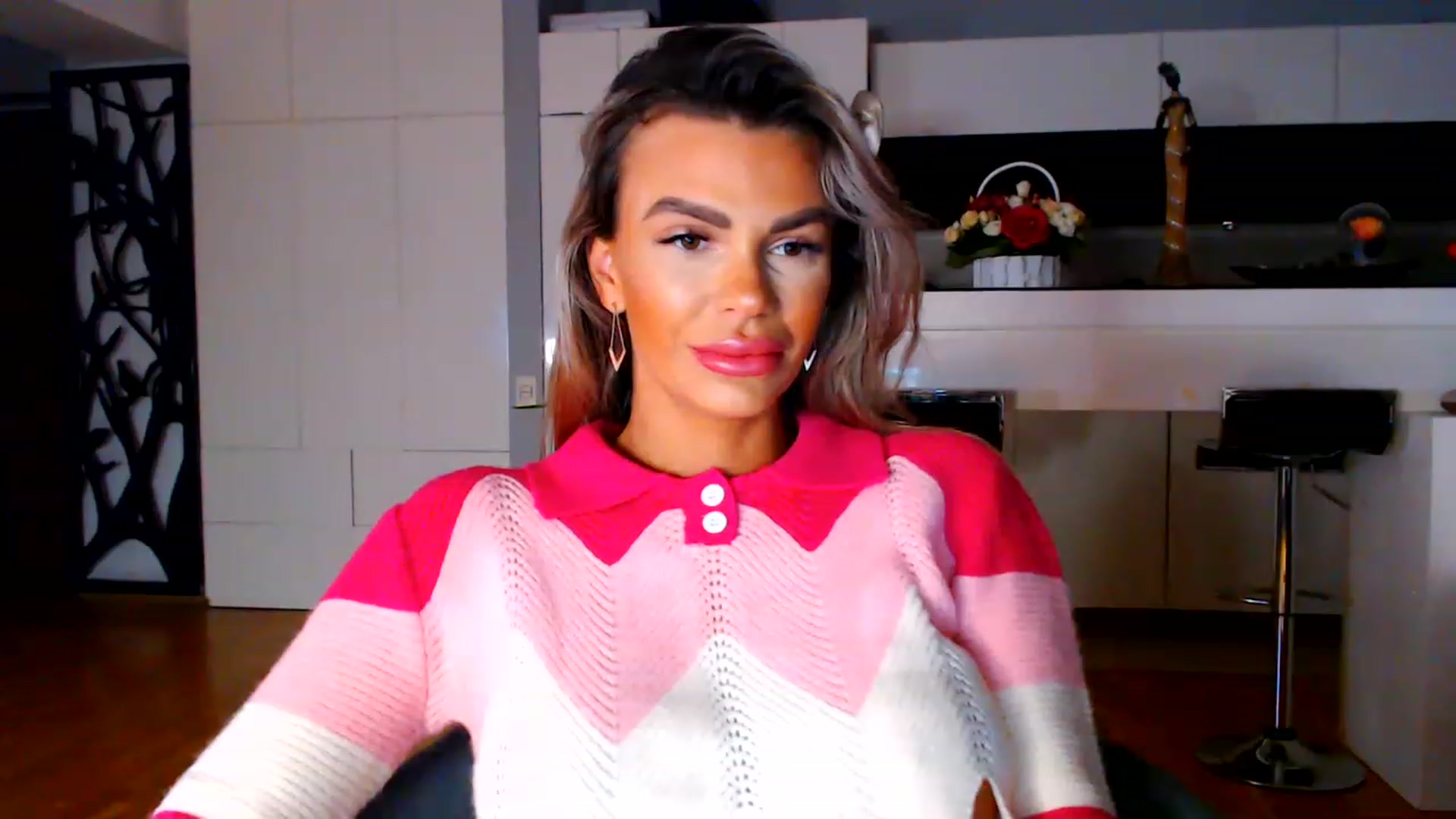 Gallery image thumbnail from D_y_y's myfreecams stream on, 01/20/2023, 05:02 image 7 of 20
