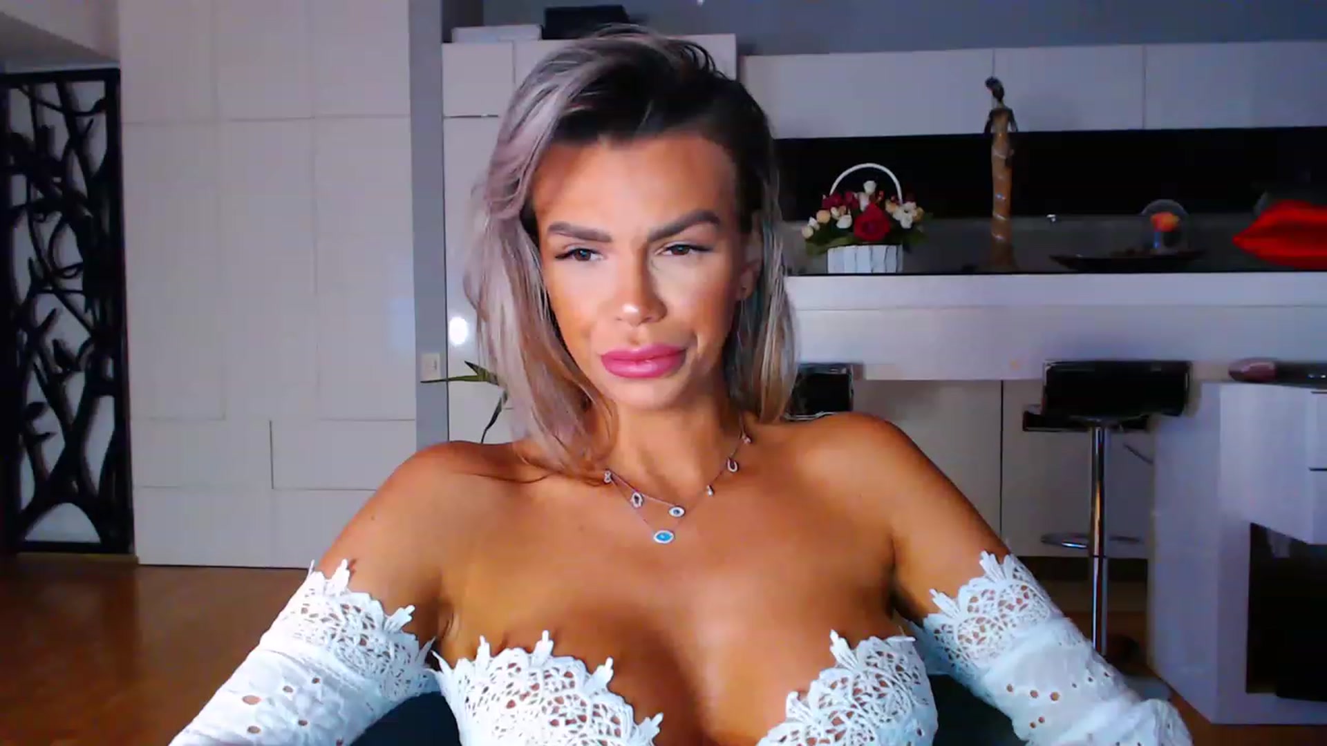 Gallery image thumbnail from D_y_y's myfreecams stream on, 01/21/2023, 06:22 image 11 of 20