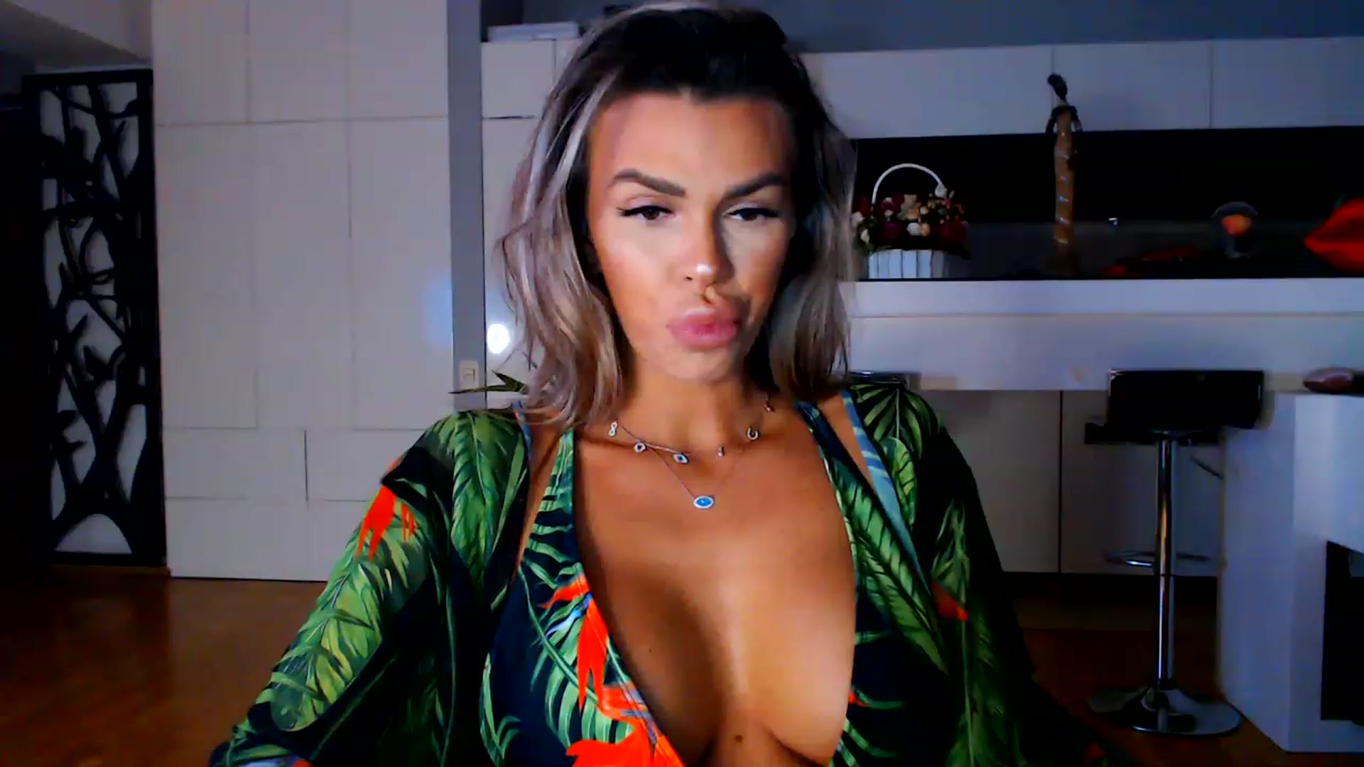 Gallery image thumbnail from D_y_y's myfreecams stream on, 01/23/2023, 04:36 image 4 of 20