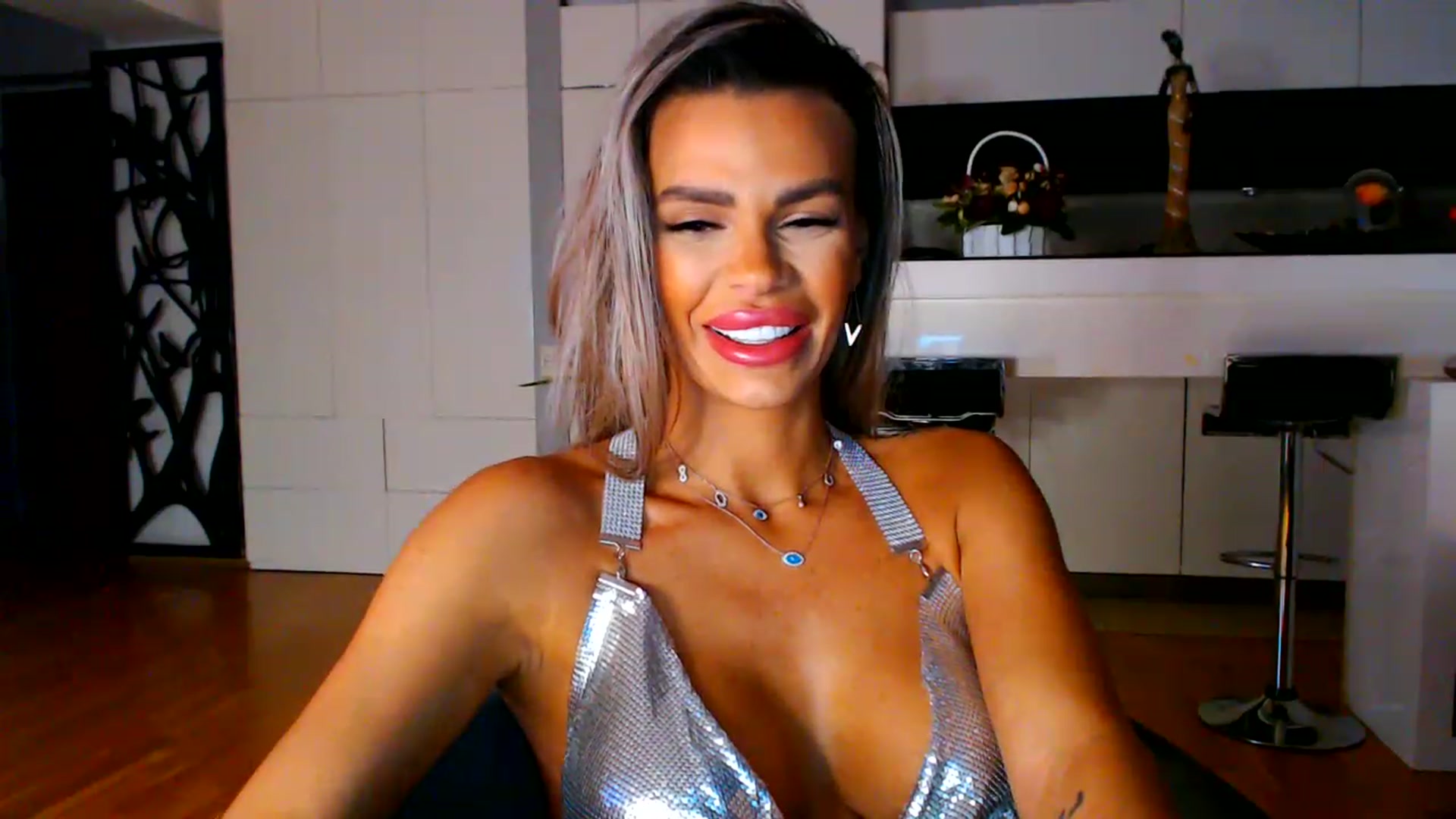 Gallery image thumbnail from D_y_y's myfreecams stream on, 01/27/2023, 04:21 image 5 of 20