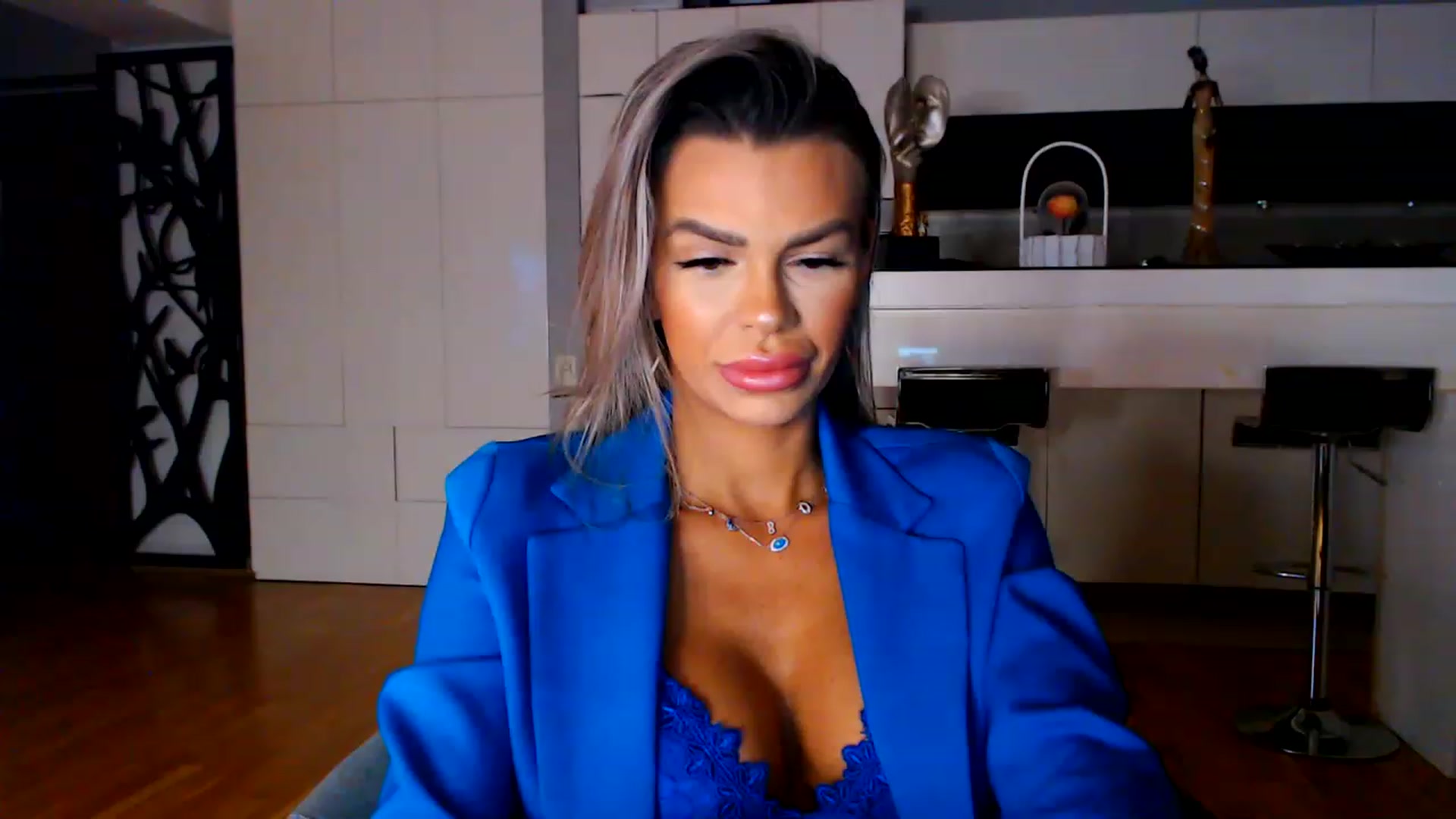 Gallery image thumbnail from D_y_y's myfreecams stream on, 01/29/2023, 05:07 image 1 of 20