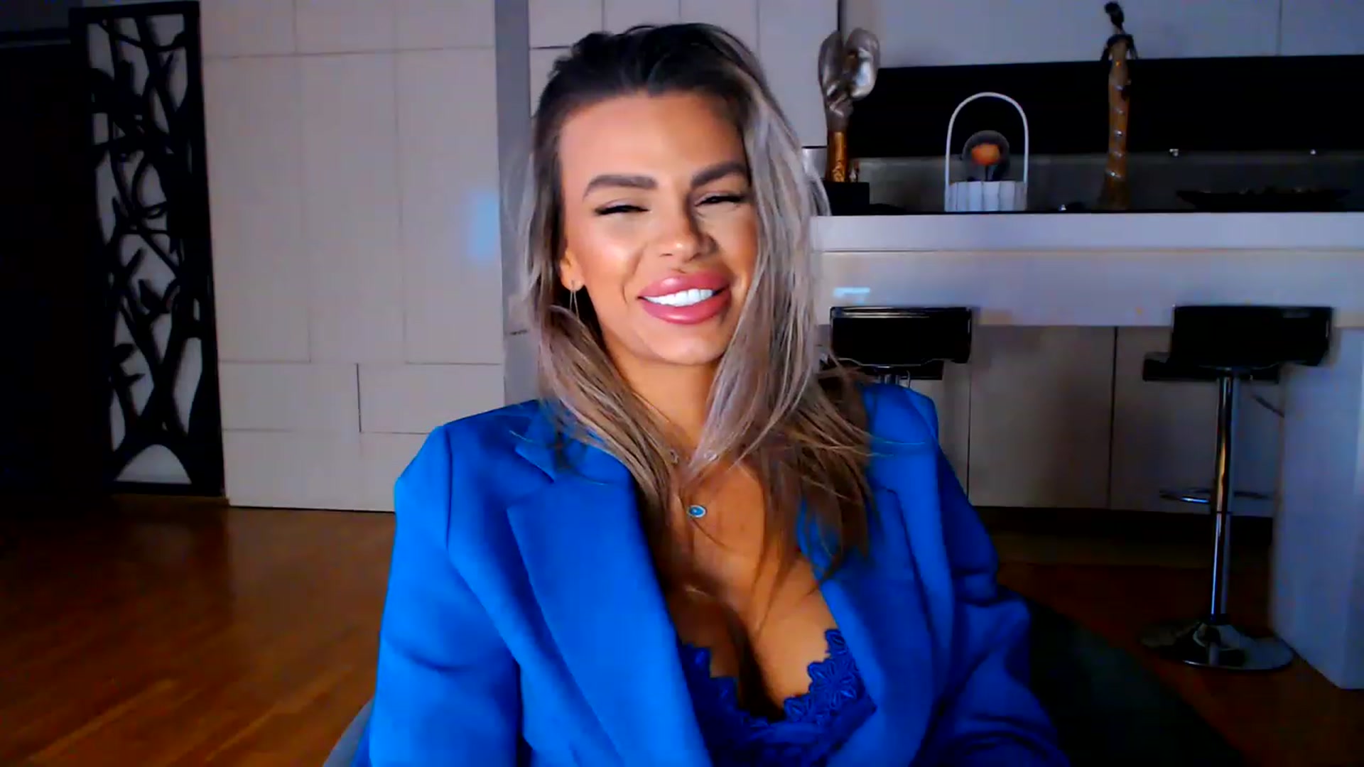 Gallery image thumbnail from D_y_y's myfreecams stream on, 01/29/2023, 05:07 image 19 of 20