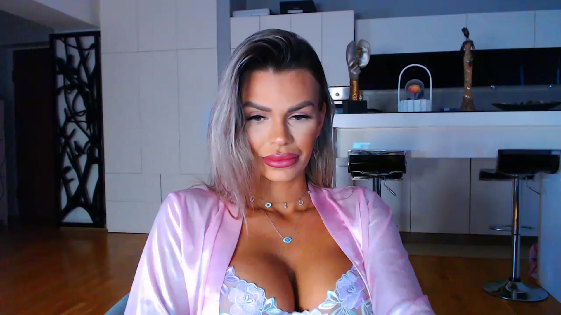 Gallery image thumbnail from D_y_y's myfreecams stream on, 01/31/2023, 06:04 image 19 of 20