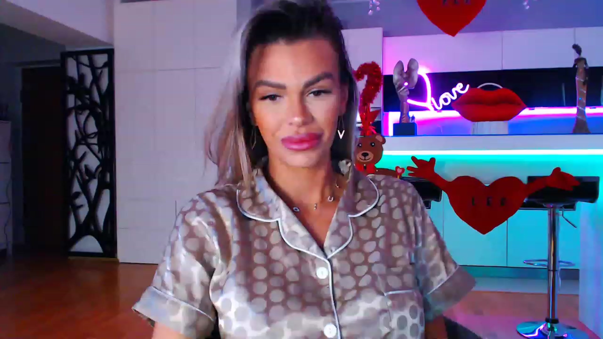 Gallery image thumbnail from D_y_y's myfreecams stream on, 02/02/2023, 05:57 image 16 of 20