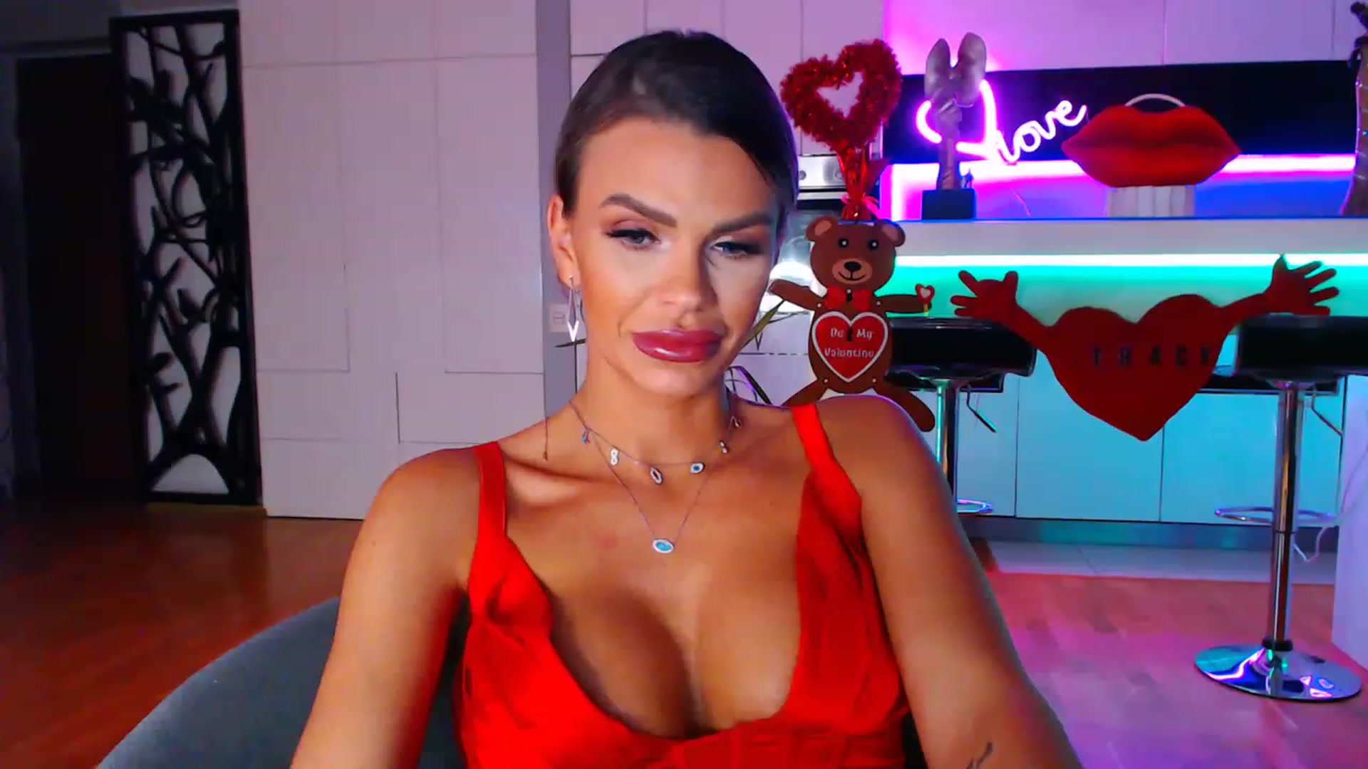 Gallery image thumbnail from D_y_y's myfreecams stream on, 02/05/2023, 04:45 image 1 of 20