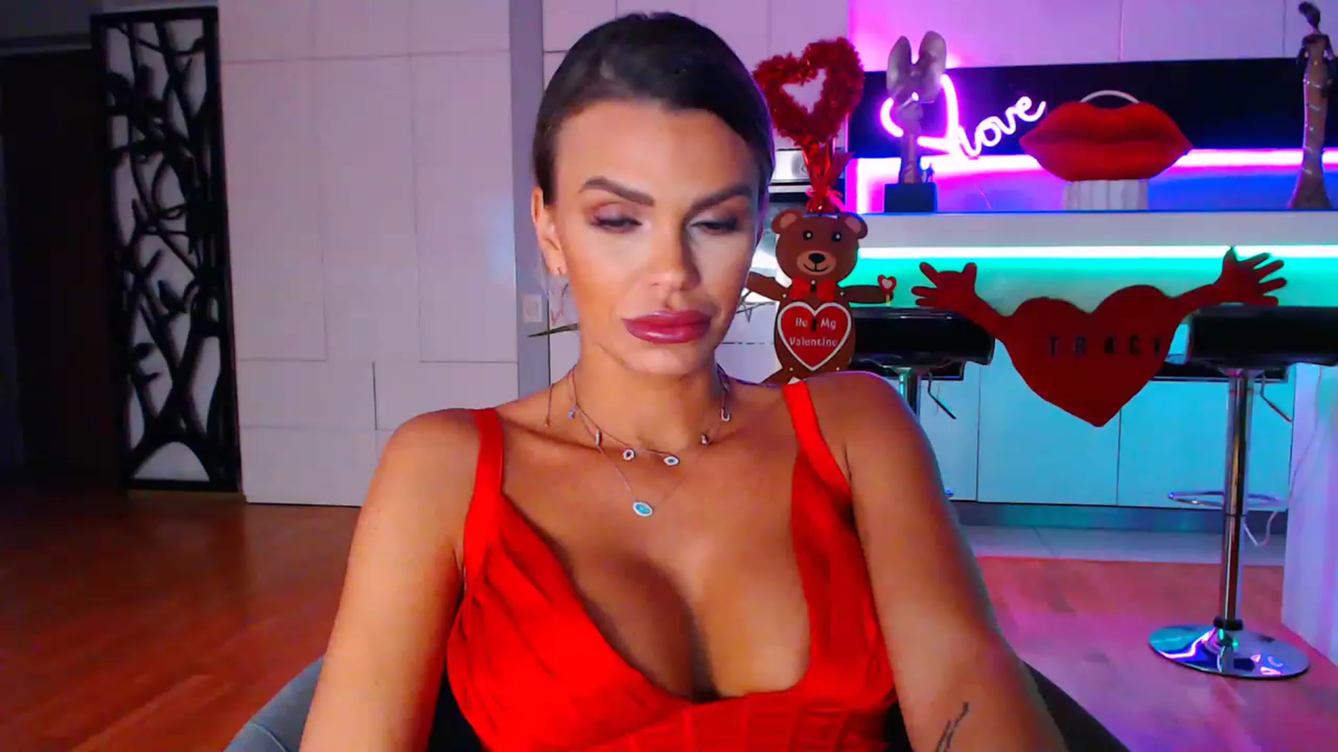 Gallery image thumbnail from D_y_y's myfreecams stream on, 02/05/2023, 04:45 image 10 of 20
