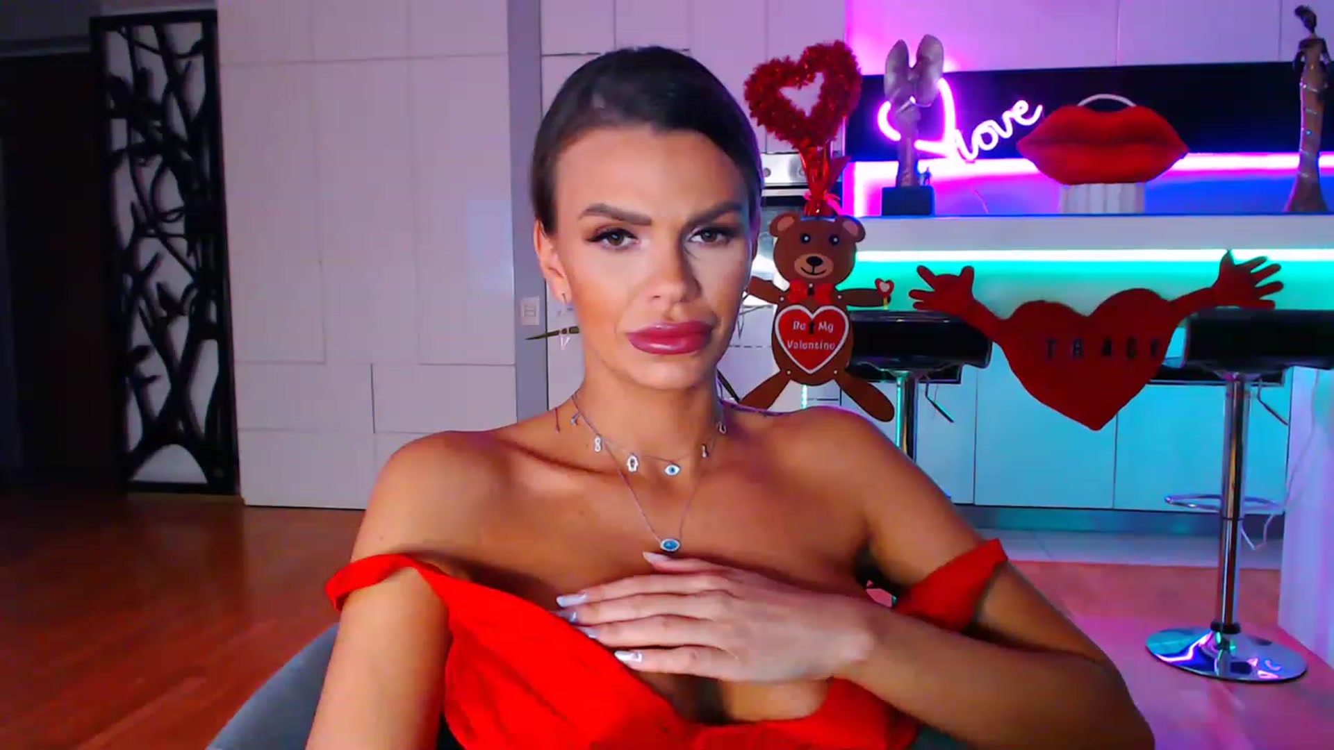 Gallery image thumbnail from D_y_y's myfreecams stream on, 02/05/2023, 04:45 image 18 of 20