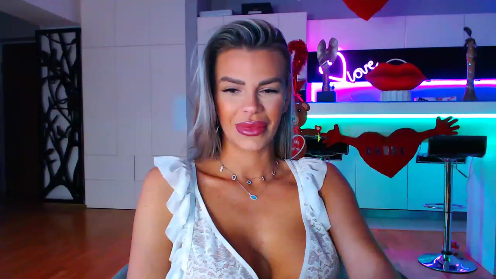 Gallery image thumbnail from D_y_y's myfreecams stream on, 02/09/2023, 05:09 image 2 of 20