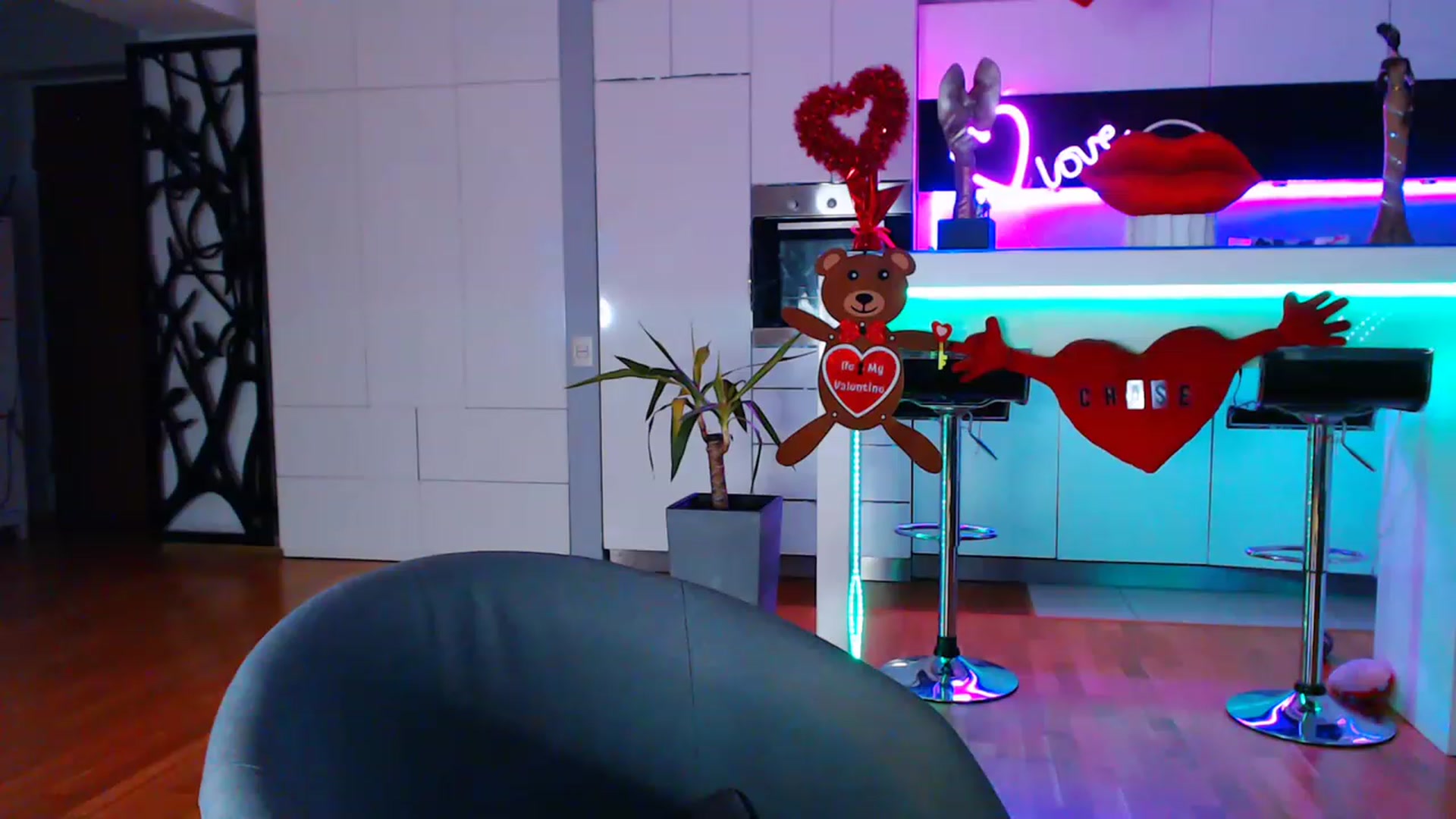 Gallery image thumbnail from D_y_y's myfreecams stream on, 02/10/2023, 05:23 image 6 of 20