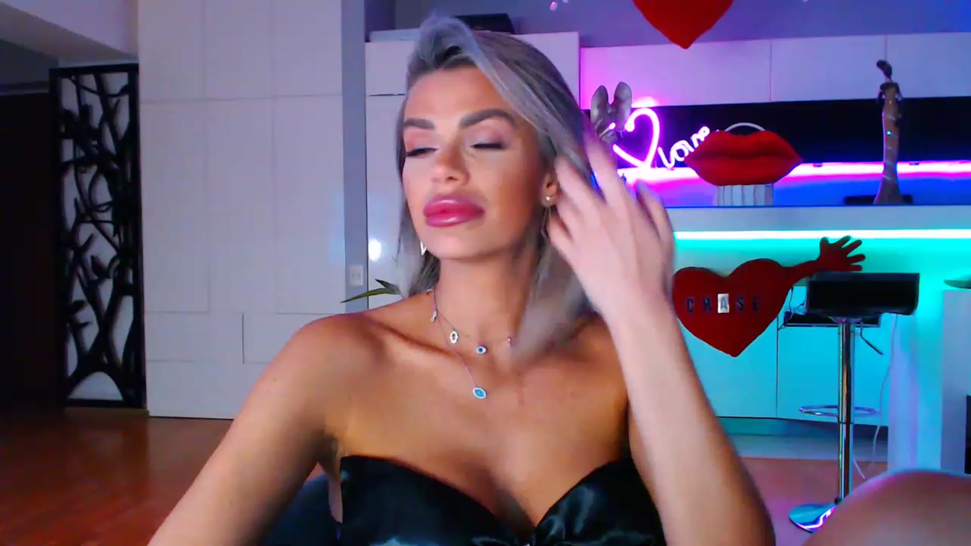 Gallery image thumbnail from D_y_y's myfreecams stream on, 02/12/2023, 05:45 image 11 of 20