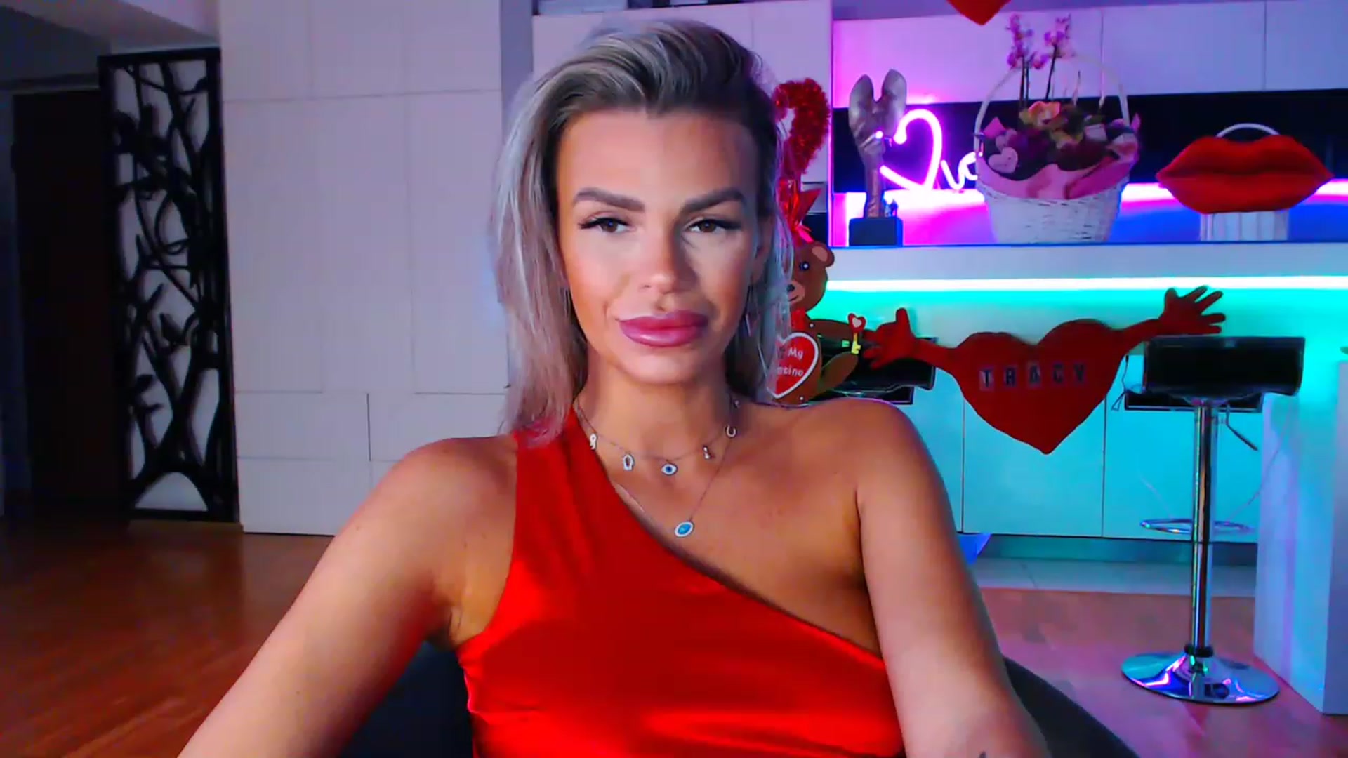 Gallery image thumbnail from D_y_y's myfreecams stream on, 02/15/2023, 05:23 image 12 of 20