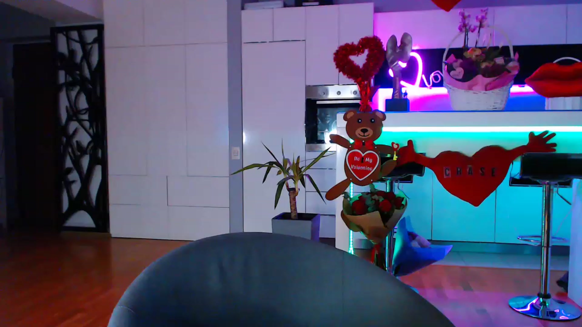 Gallery image thumbnail from D_y_y's myfreecams stream on, 02/17/2023, 05:35 image 2 of 20